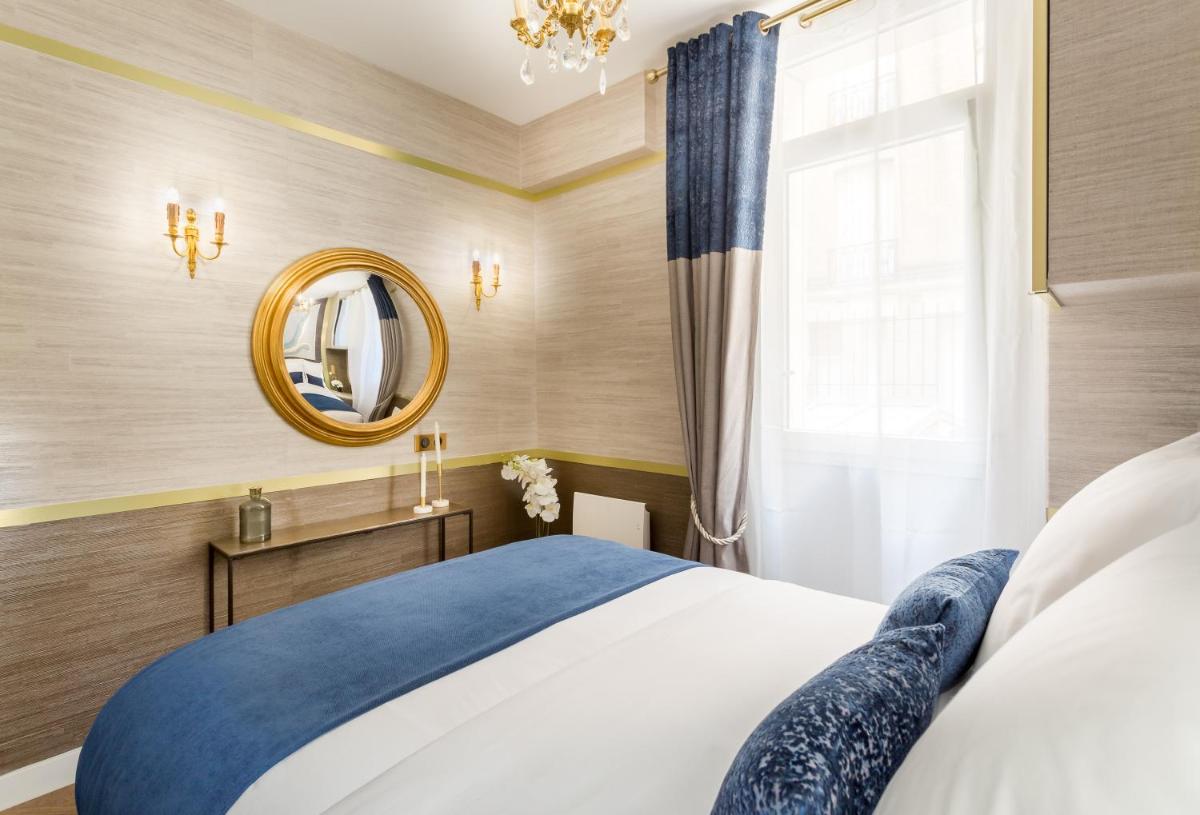 Luxury 2 Bedroom 2 Bathroom With AC -Eiffel Tower