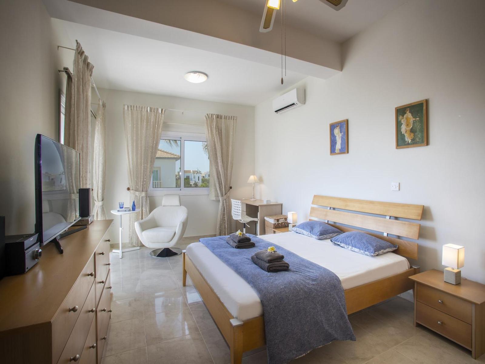 Villa Elias