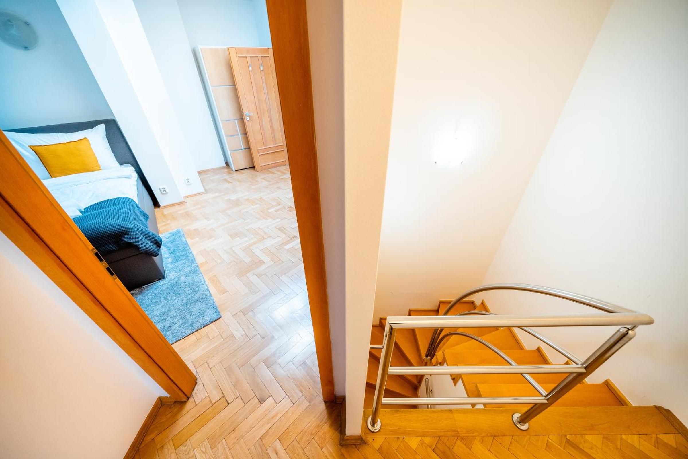 Klimentska Cartoon apartments