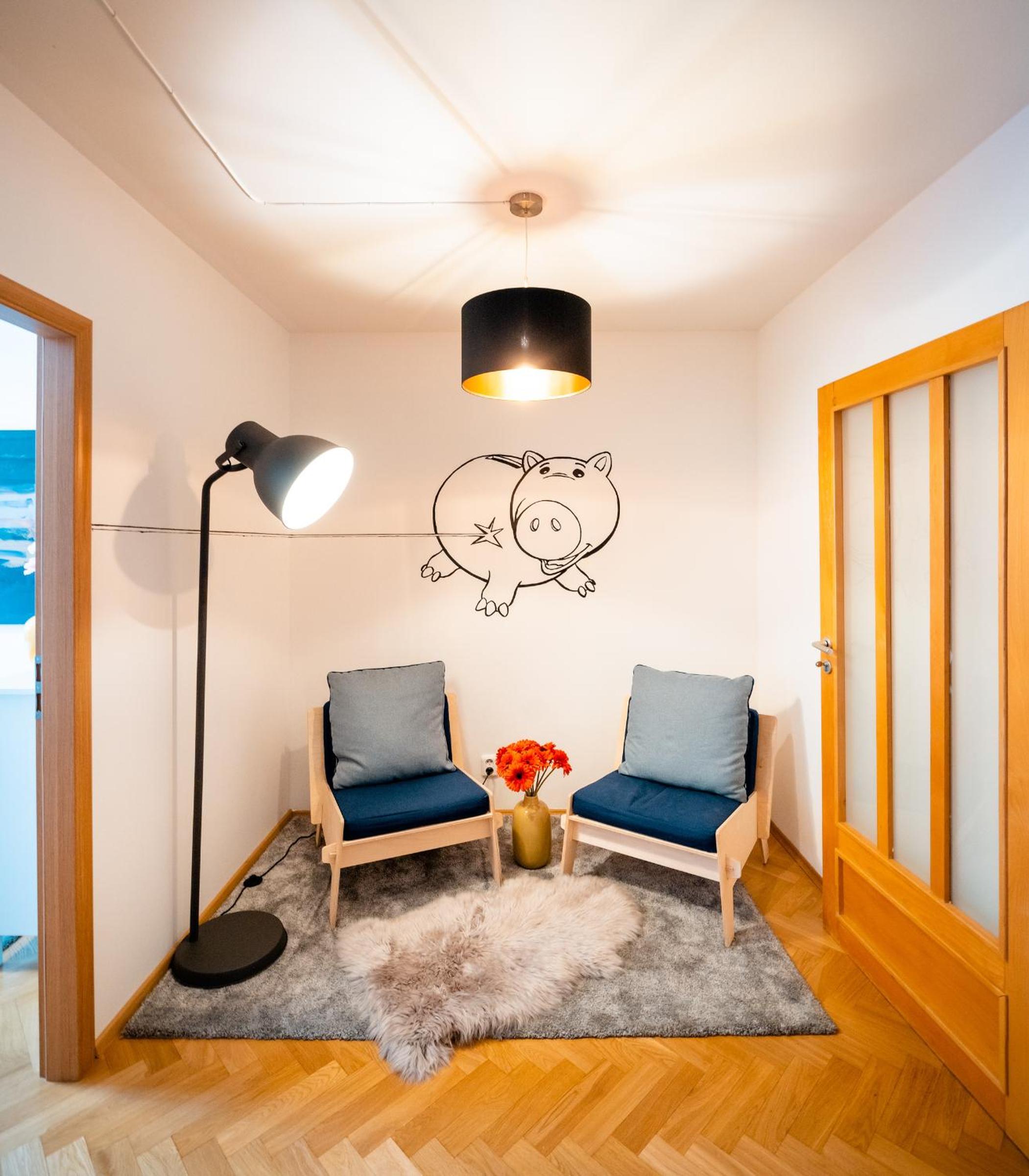 Klimentska Cartoon apartments