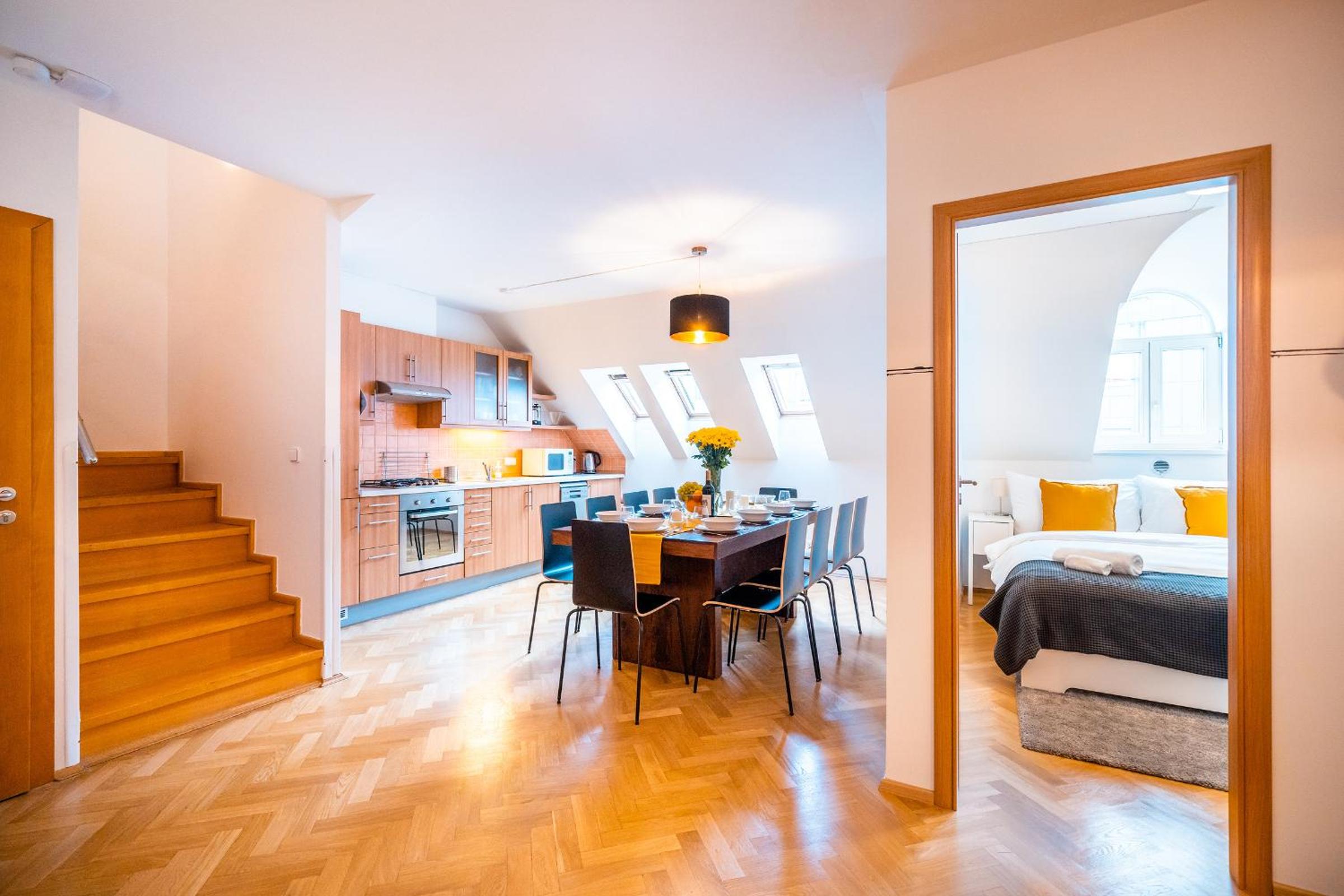Klimentska Cartoon apartments
