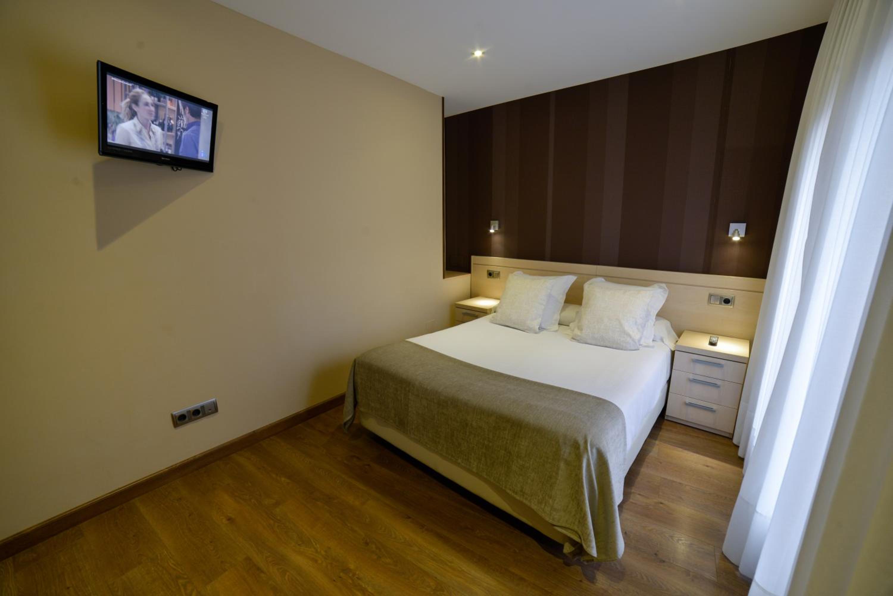 Apartamentos Turísticos Llanes