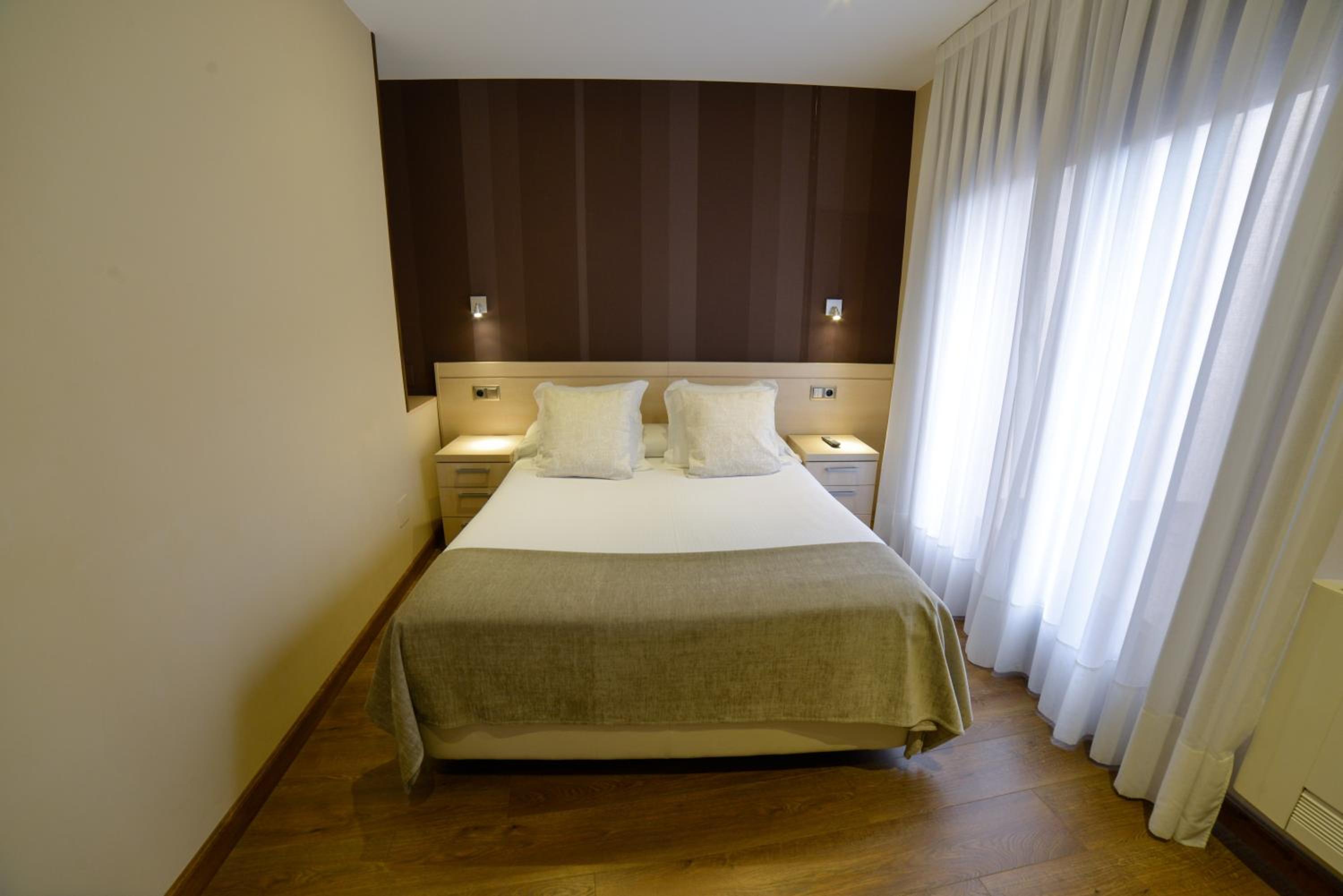 Apartamentos Turísticos Llanes