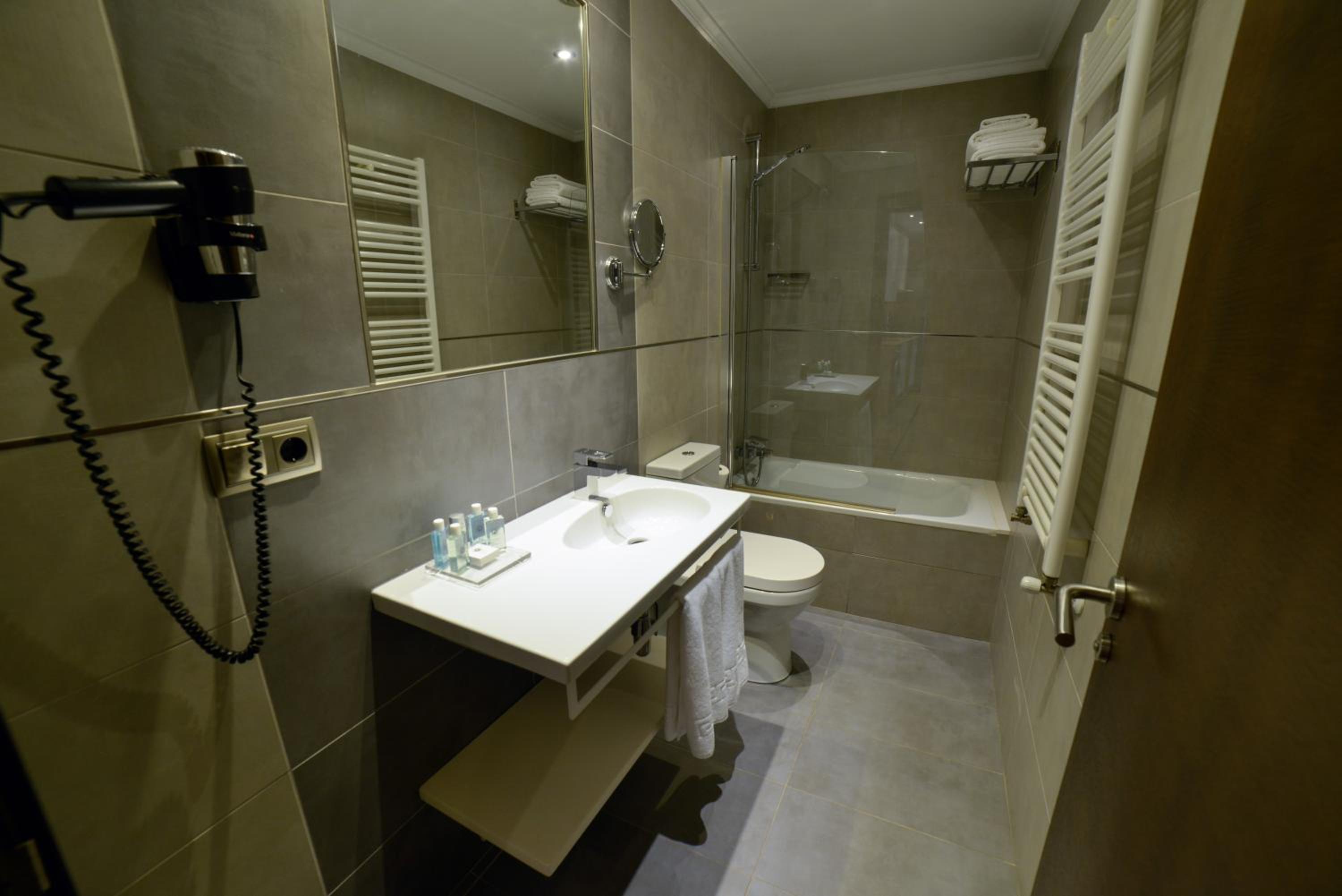 Apartamentos Turísticos Llanes