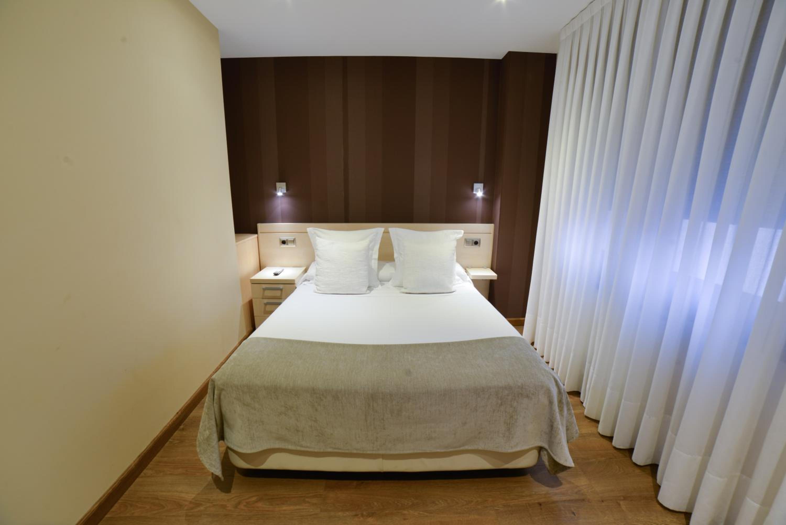 Apartamentos Turísticos Llanes