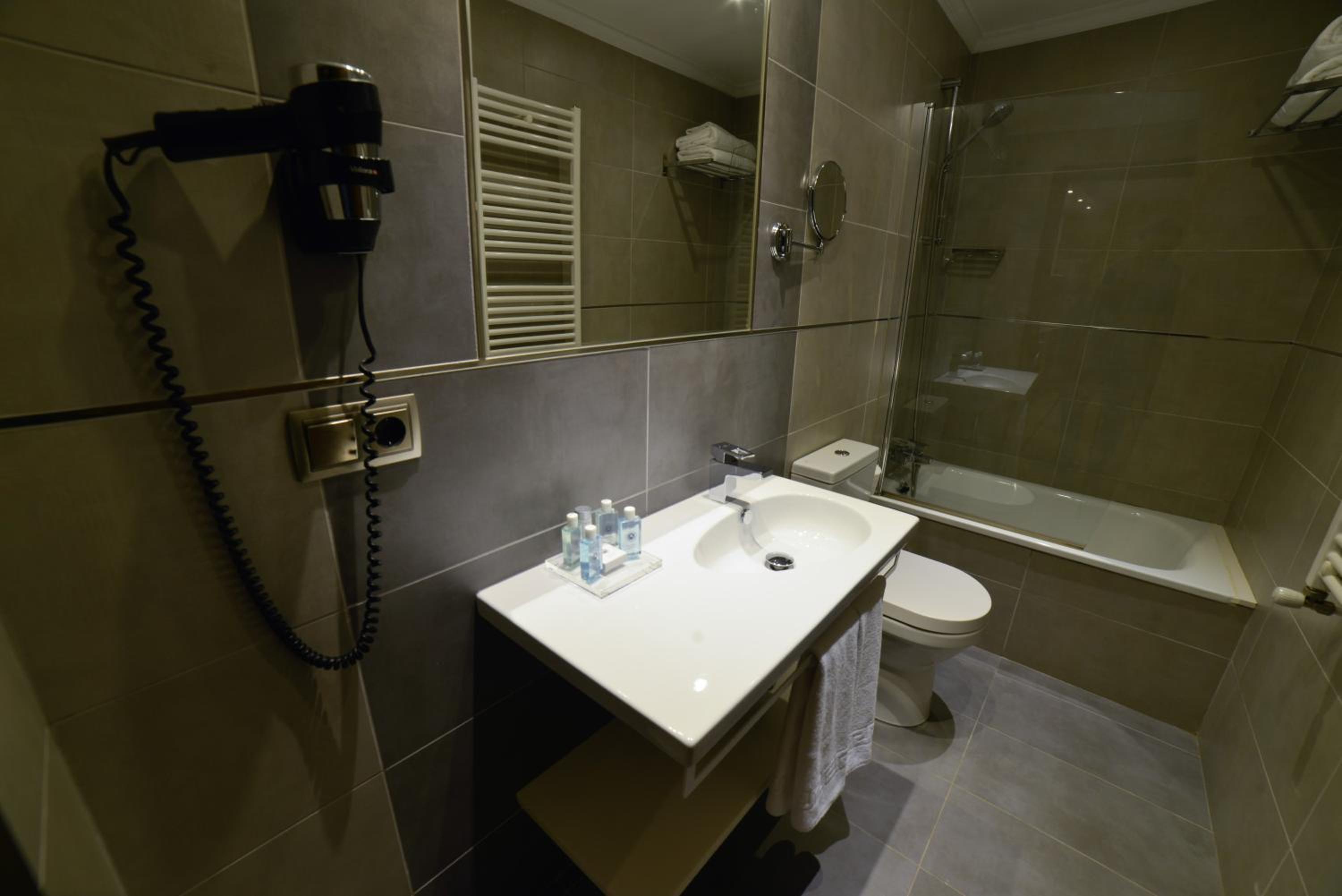 Apartamentos Turísticos Llanes