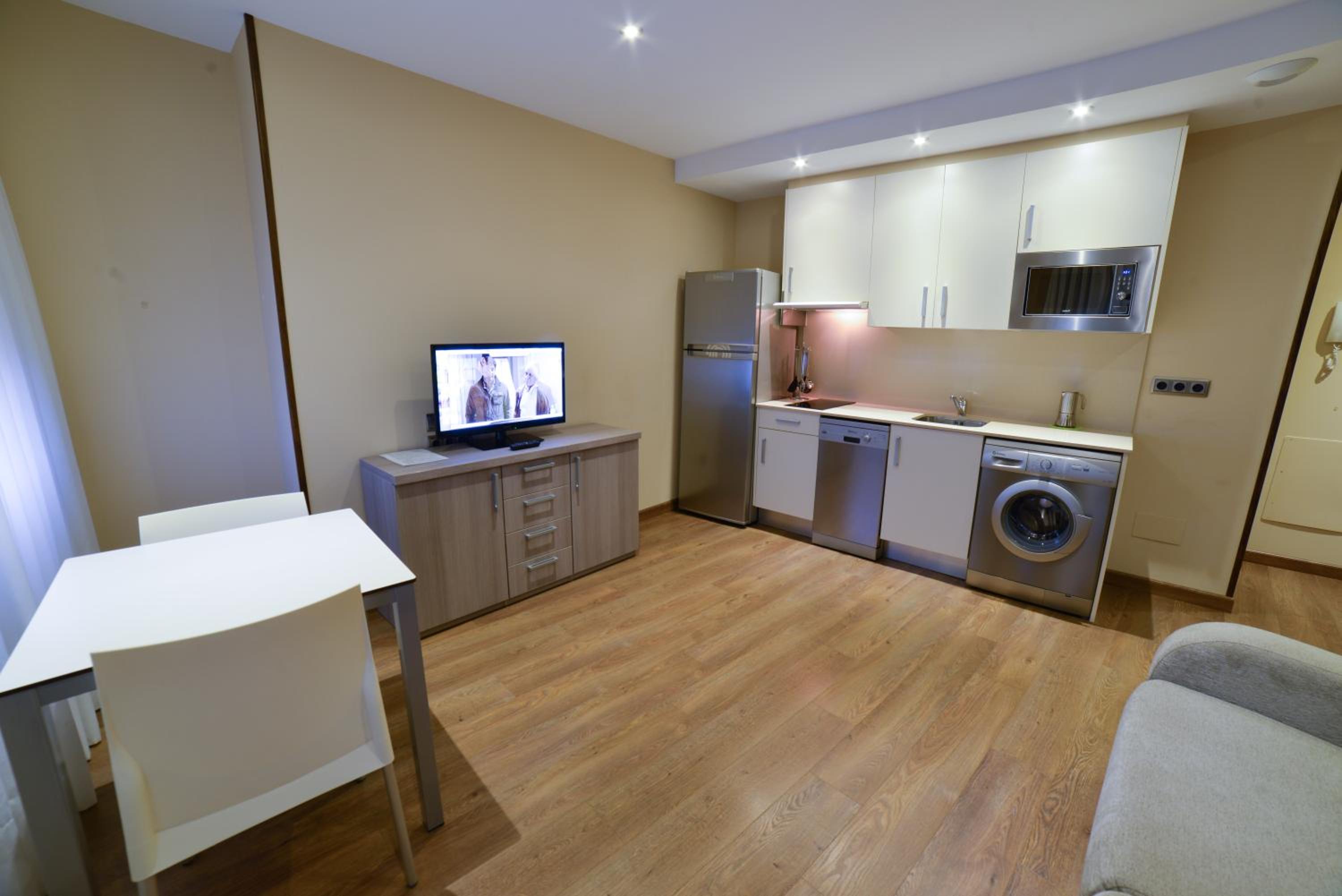 Apartamentos Turísticos Llanes