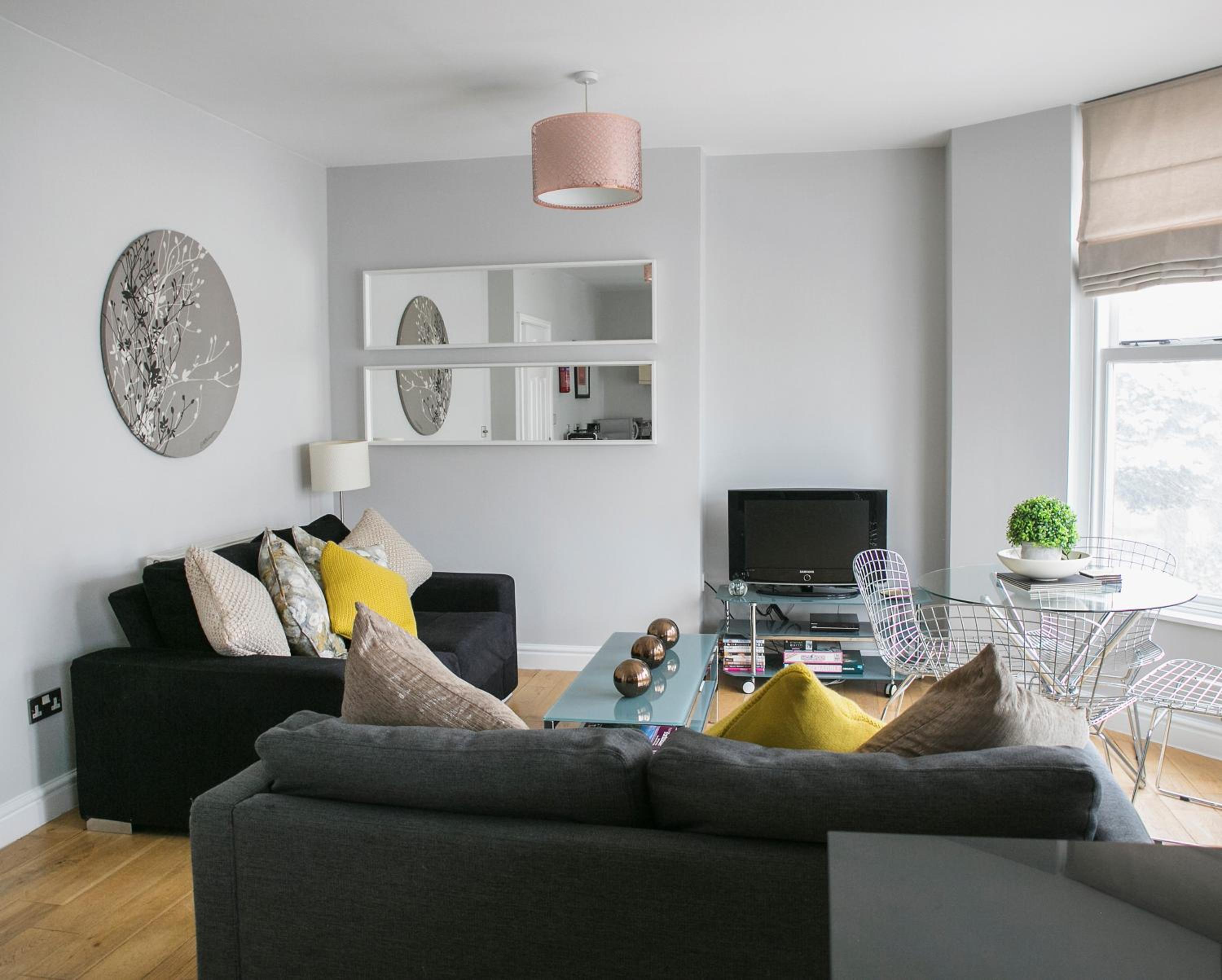 The Green House deluxe 2 bedroom upper floor apartments