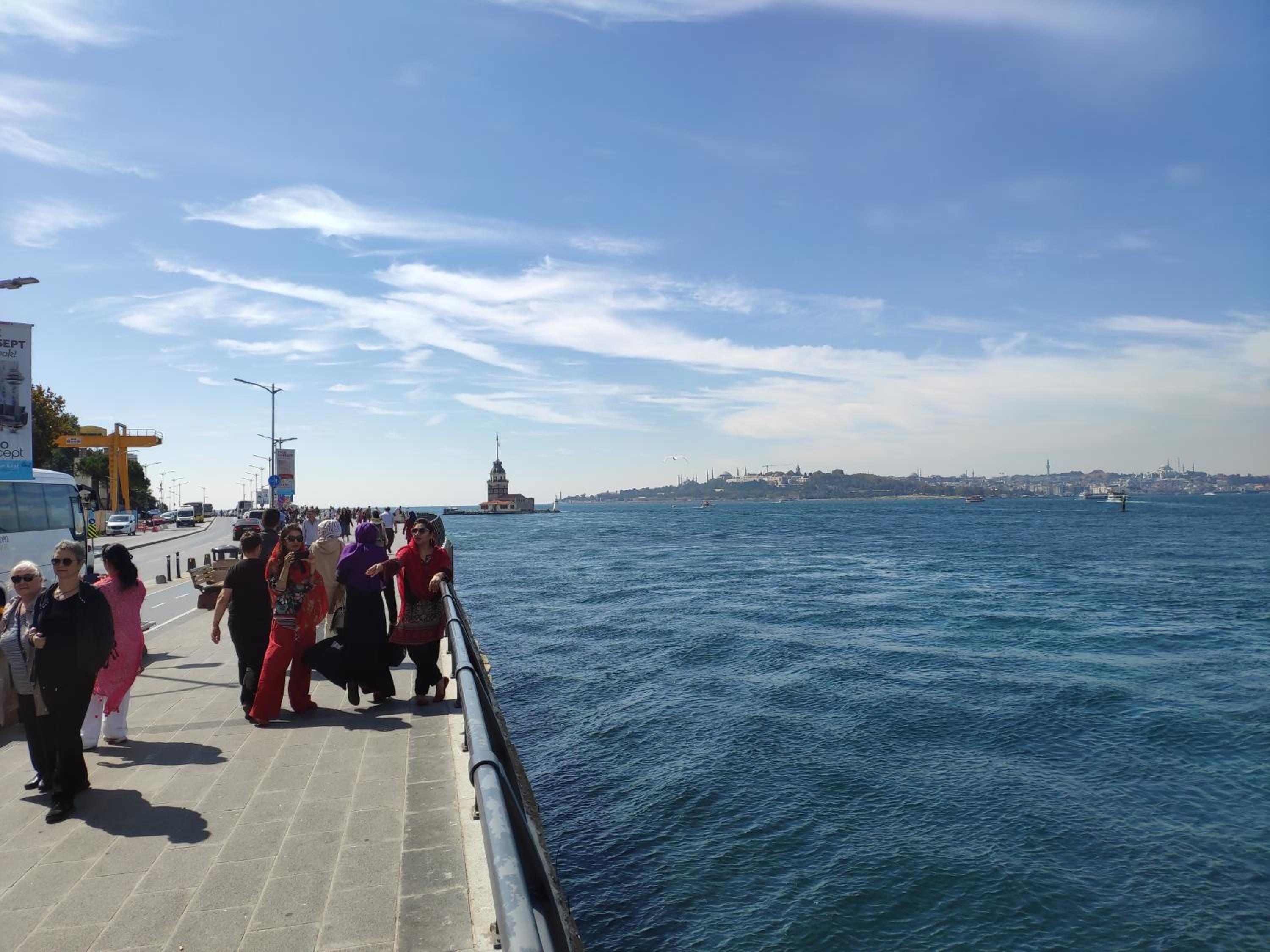 Istanbul Modern Flats with Amazing Sea View