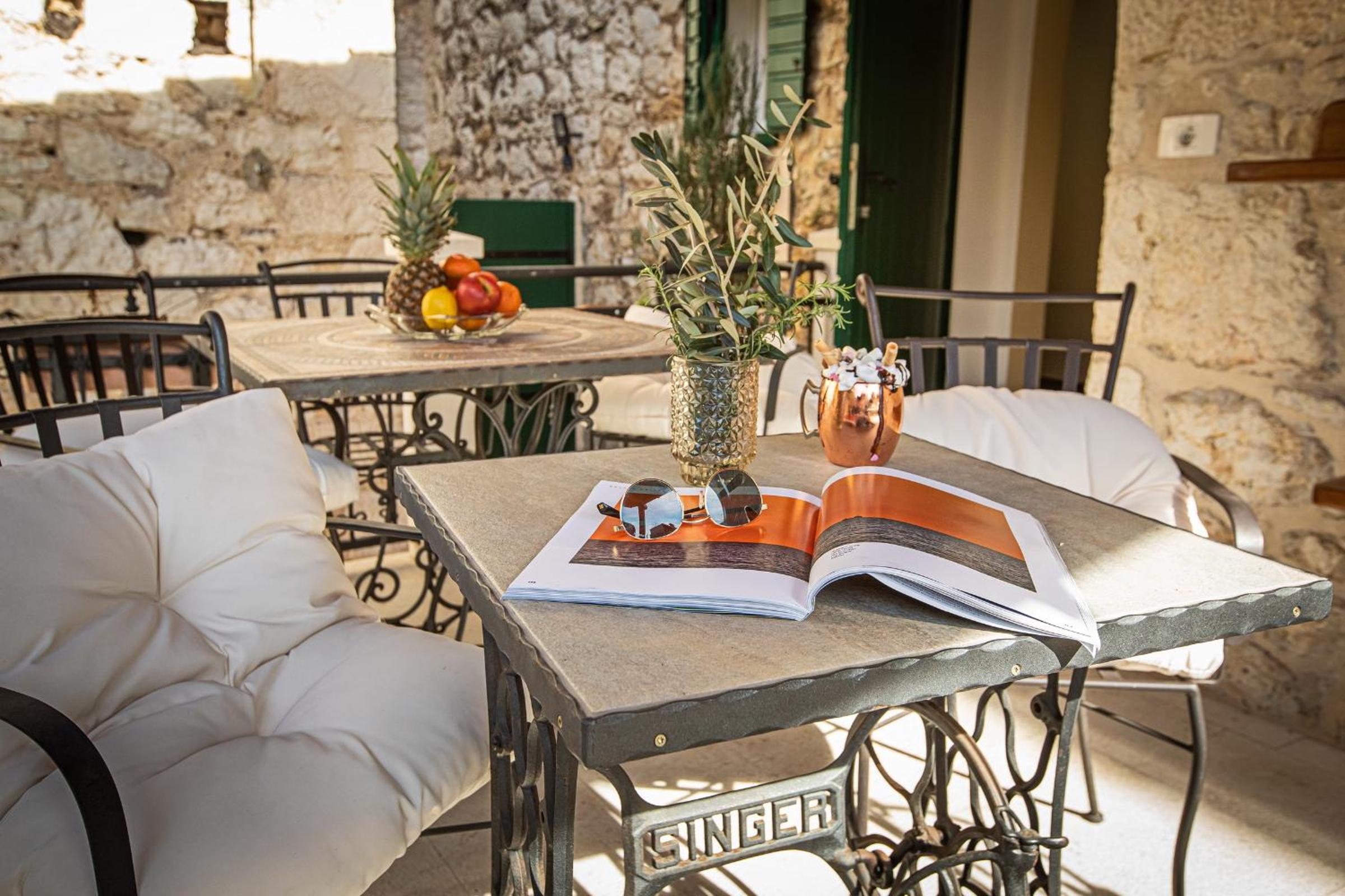 Theatre luxury rooms en Split — balance & terrace