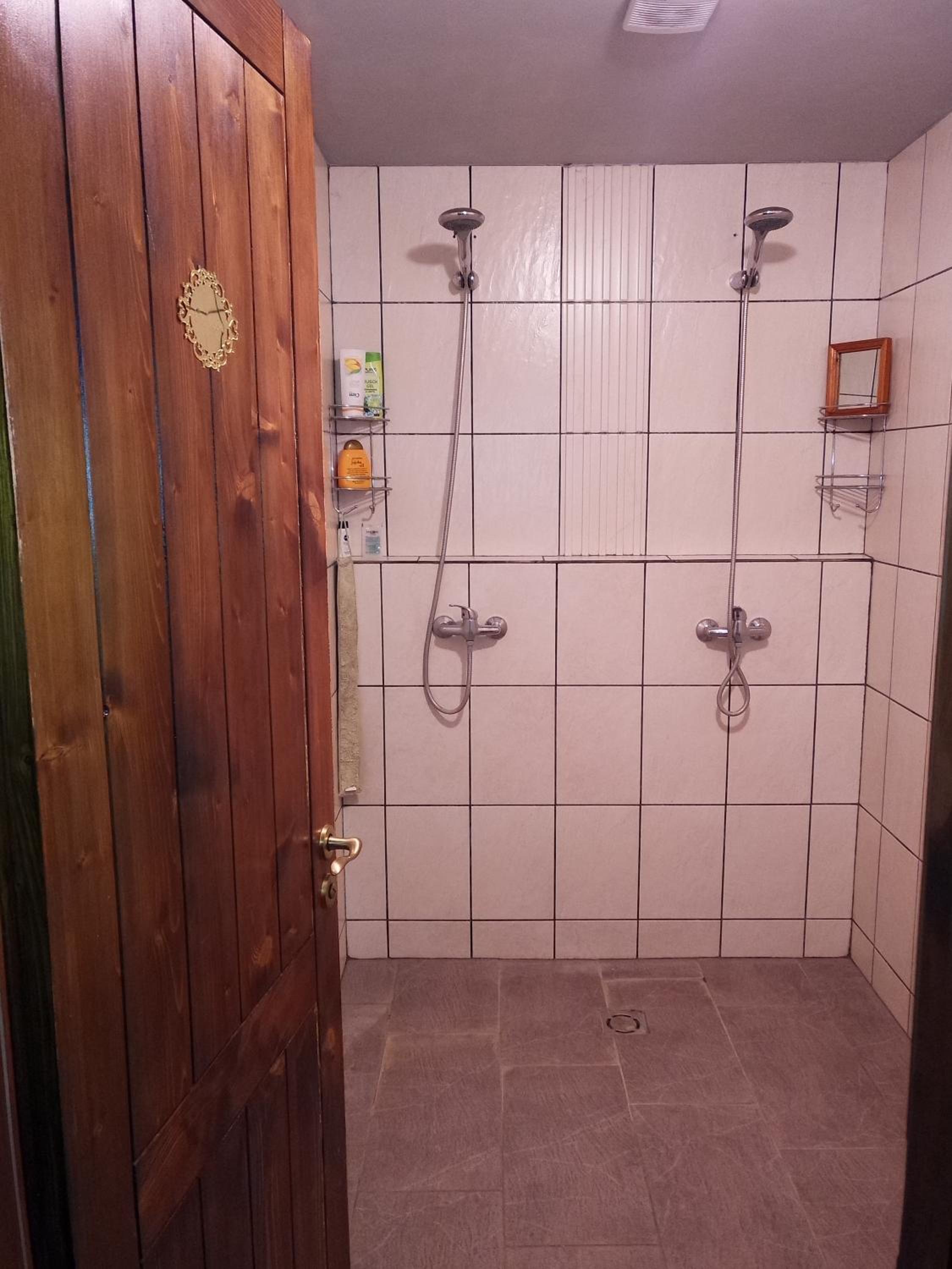 Photo 34