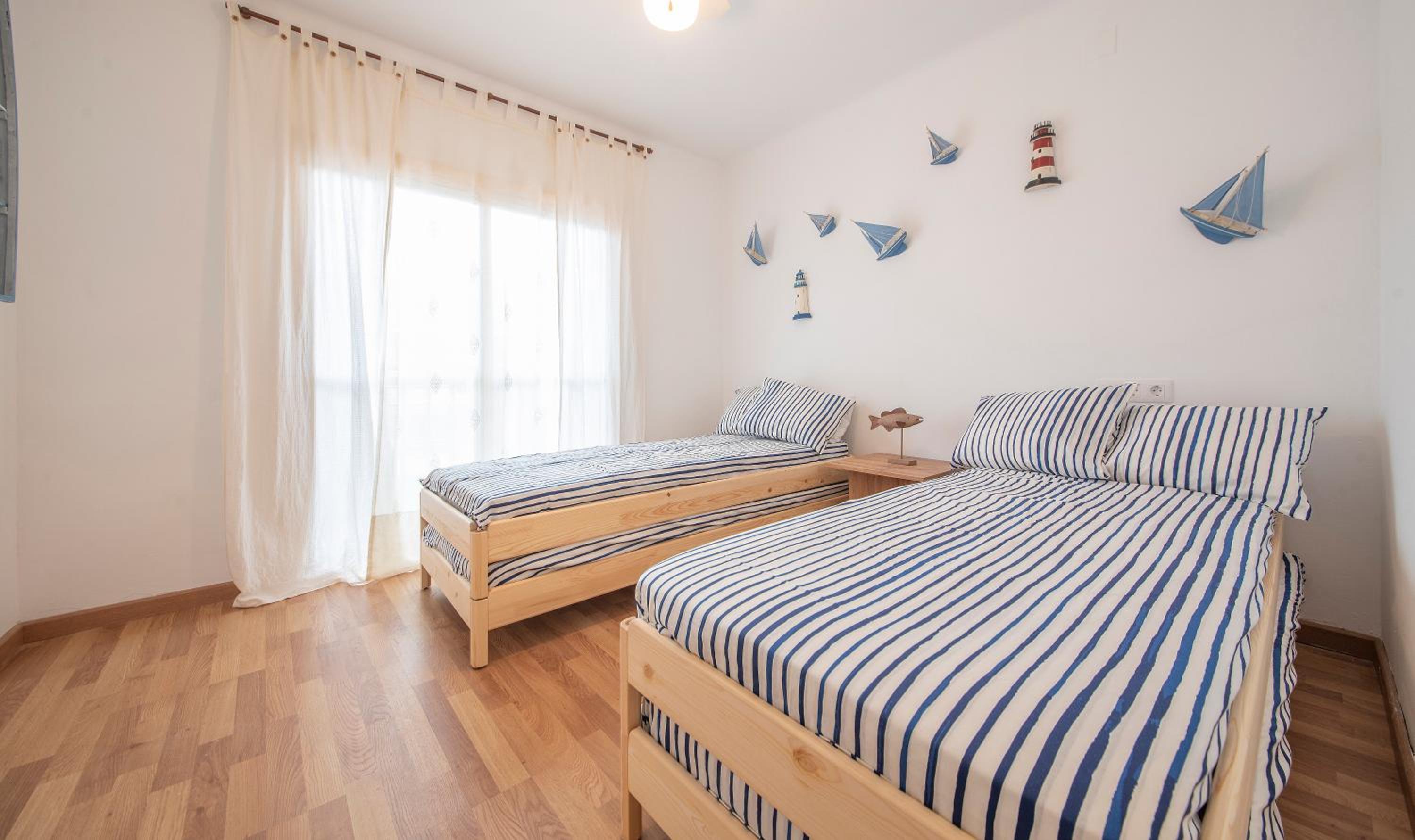 TarracoHomes, Beach Apartment with Terrace in Cambrils photo 2
