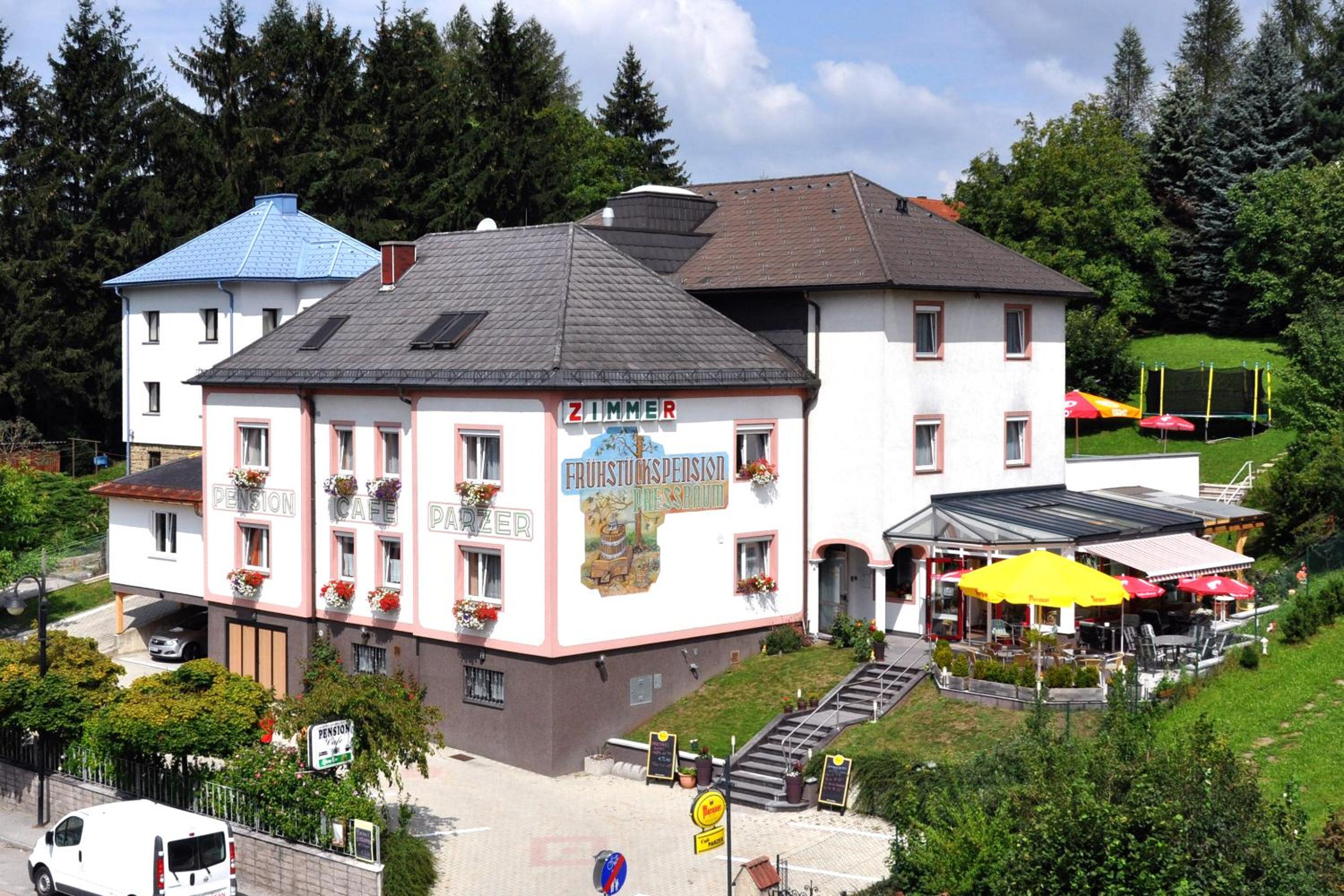 Pension Parzer Pressbaum bei Wien