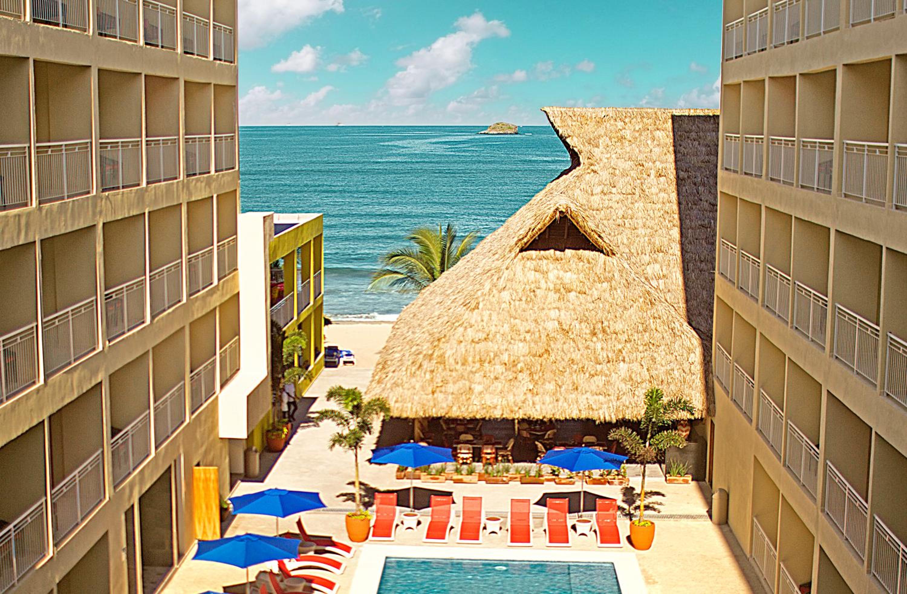 Decameron Isla Coral Guayabitos, Ramada All-Inclusive Resort