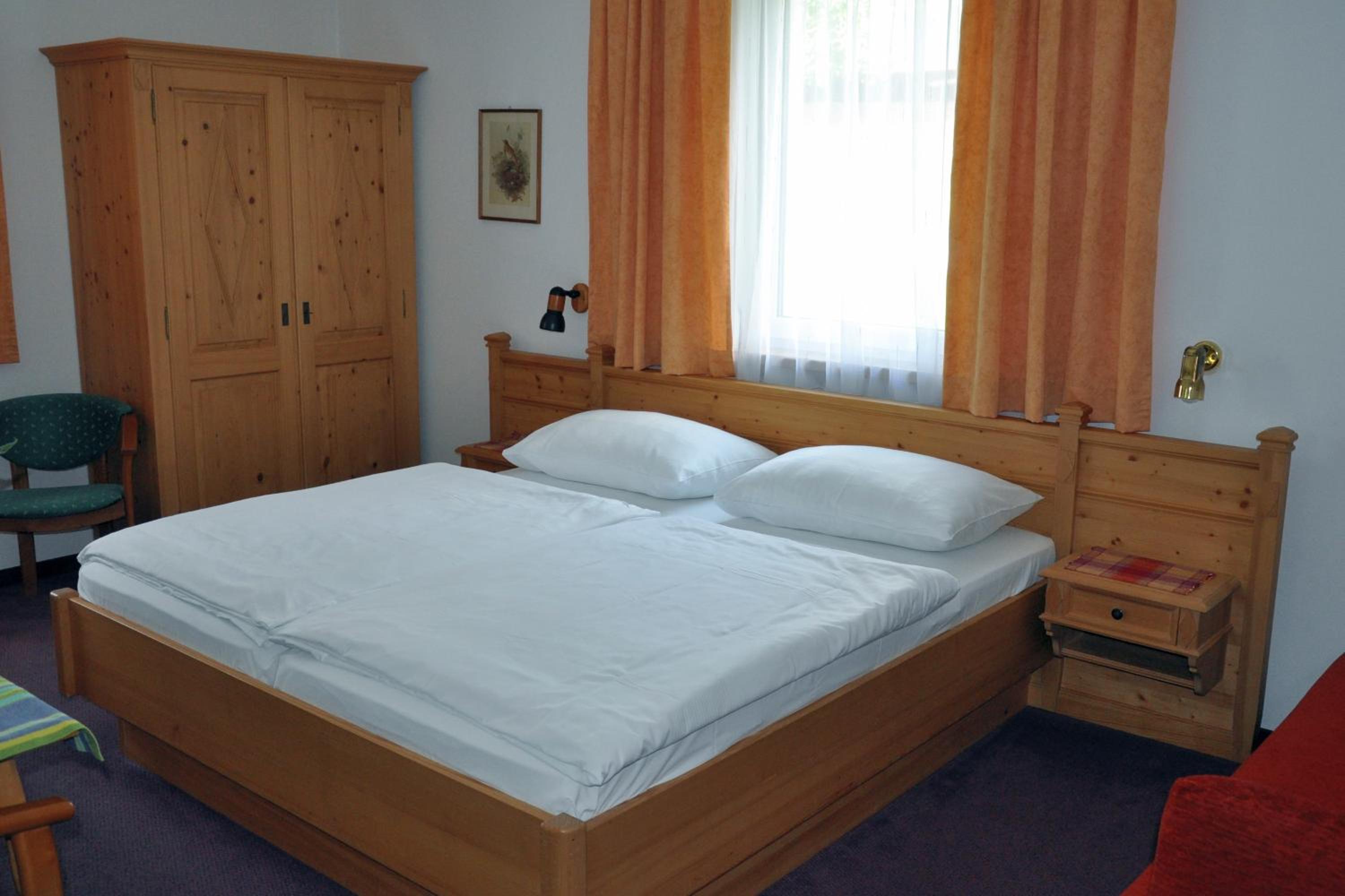 Pension Parzer Pressbaum bei Wien