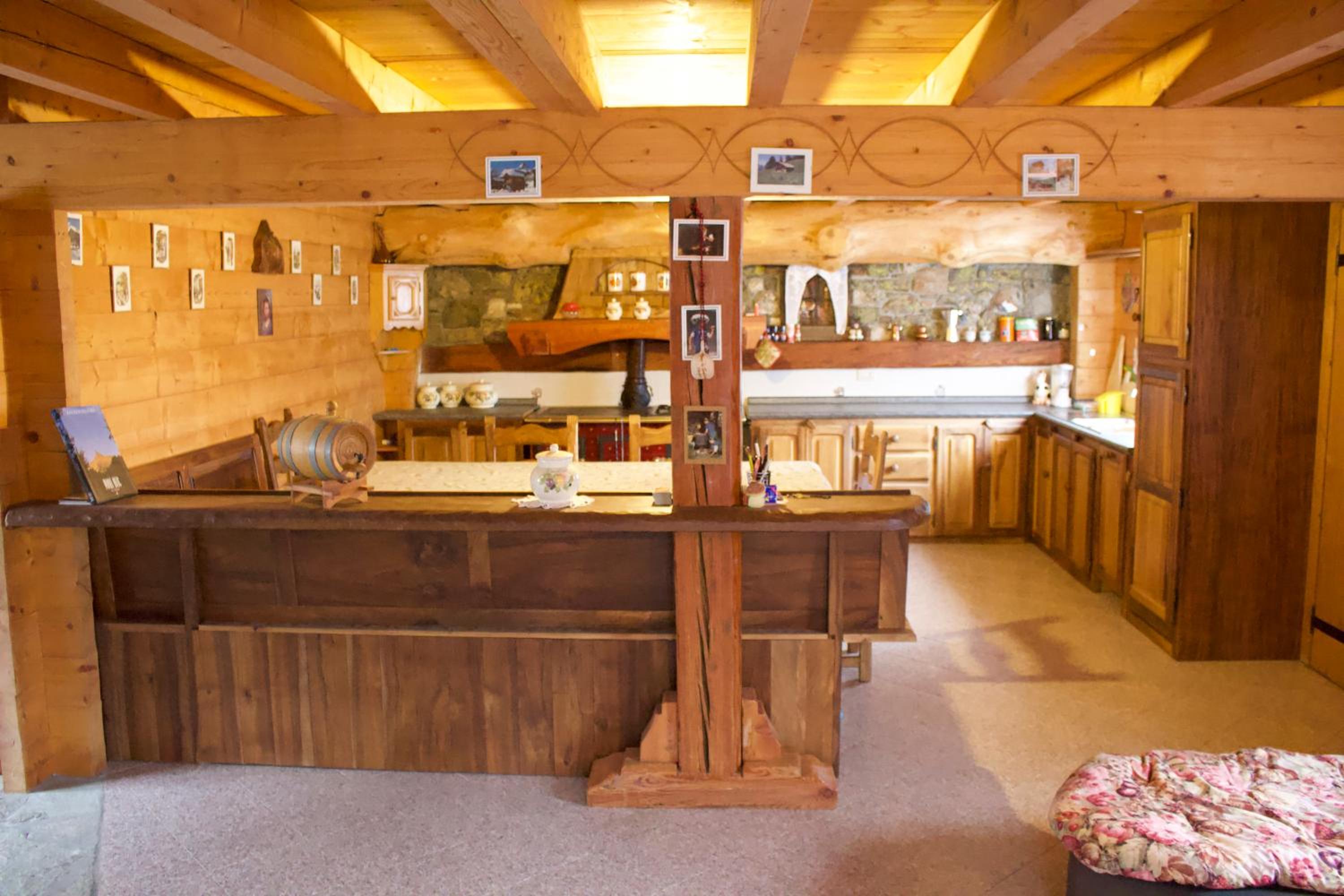 CHALET MONT AVIC view 4