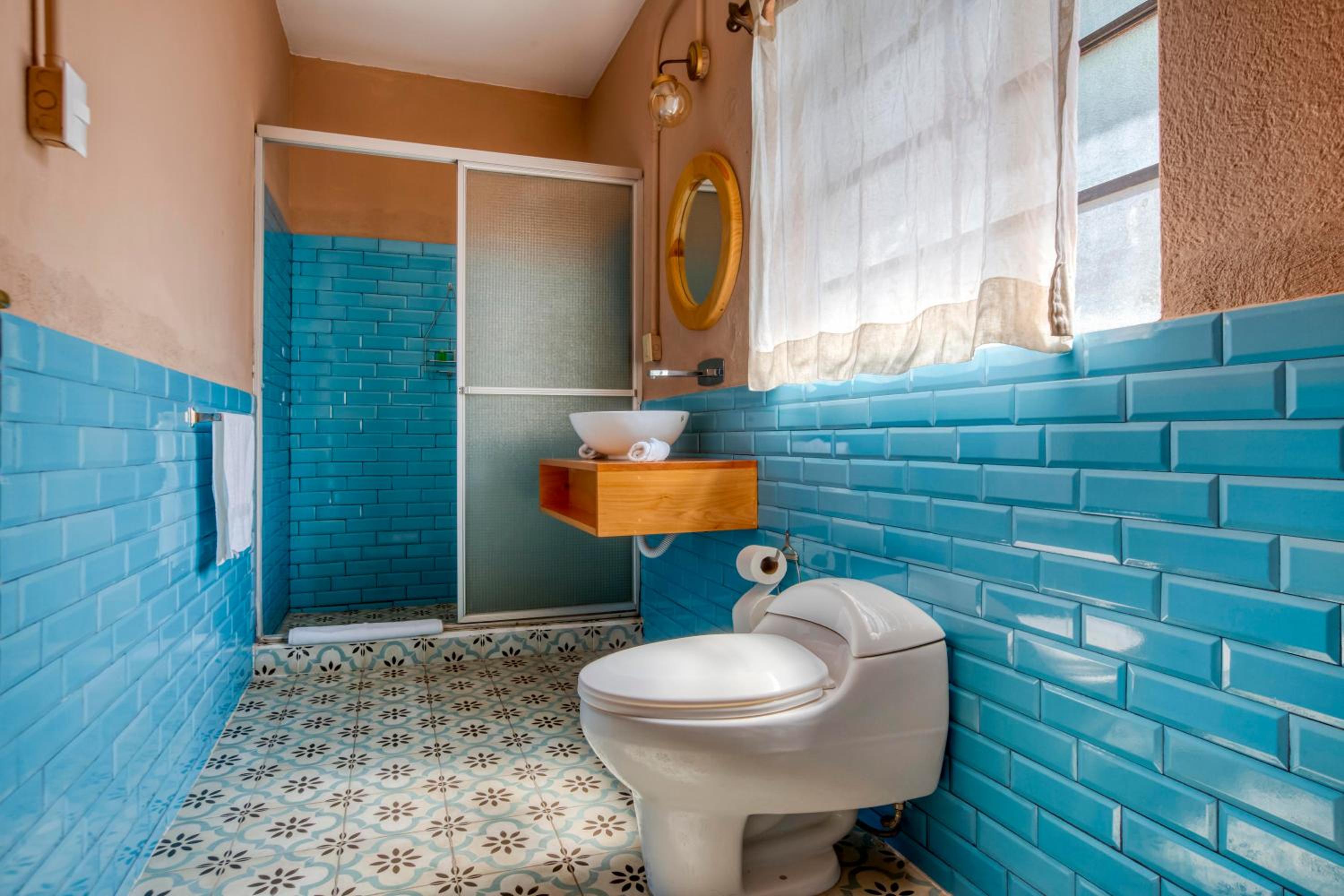 Panajachel Vacations - Socialtel Atitlan - formerly Selina Atitlan - Property Image 3