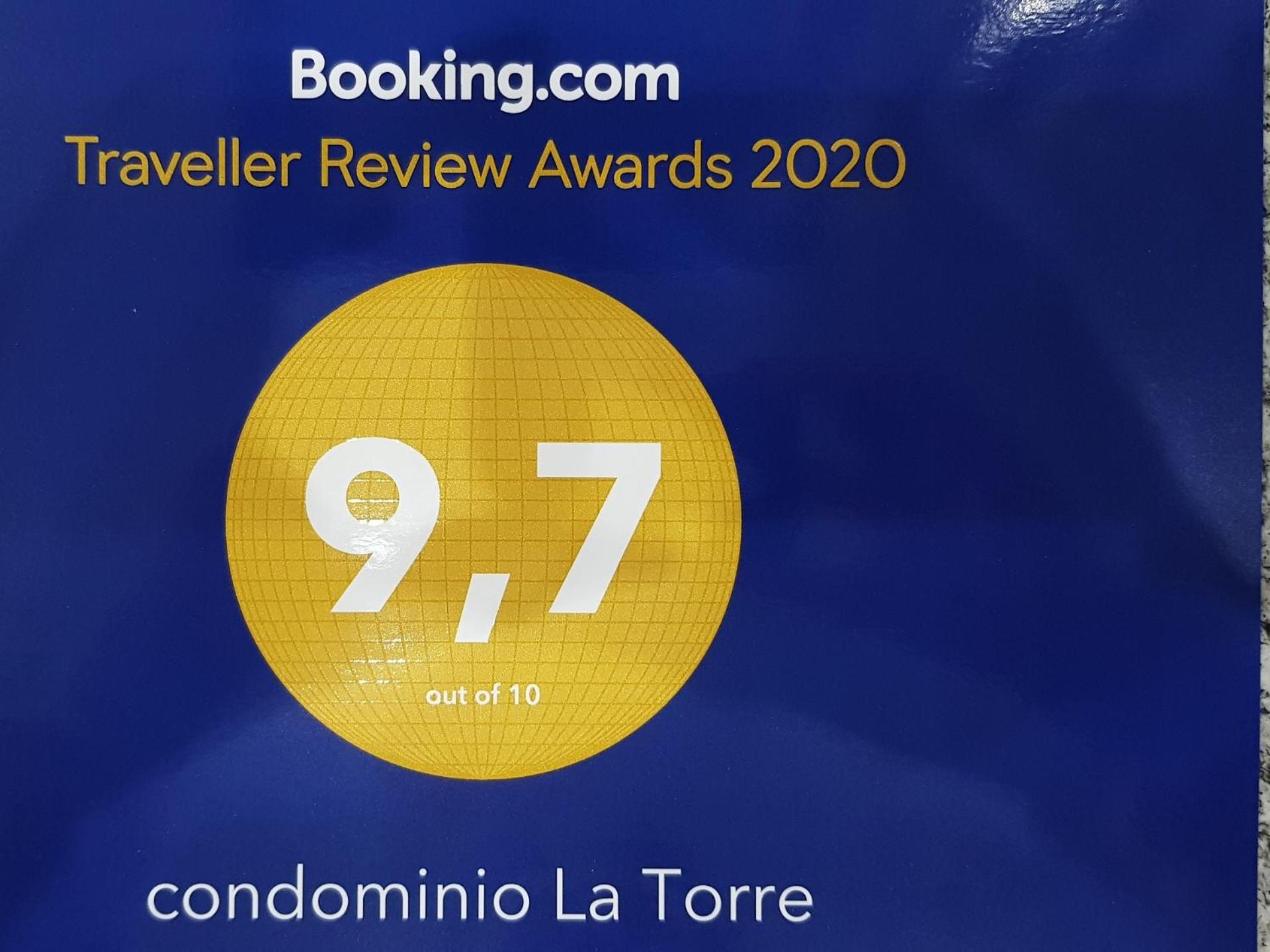 Condominio La Torre 1 view 2