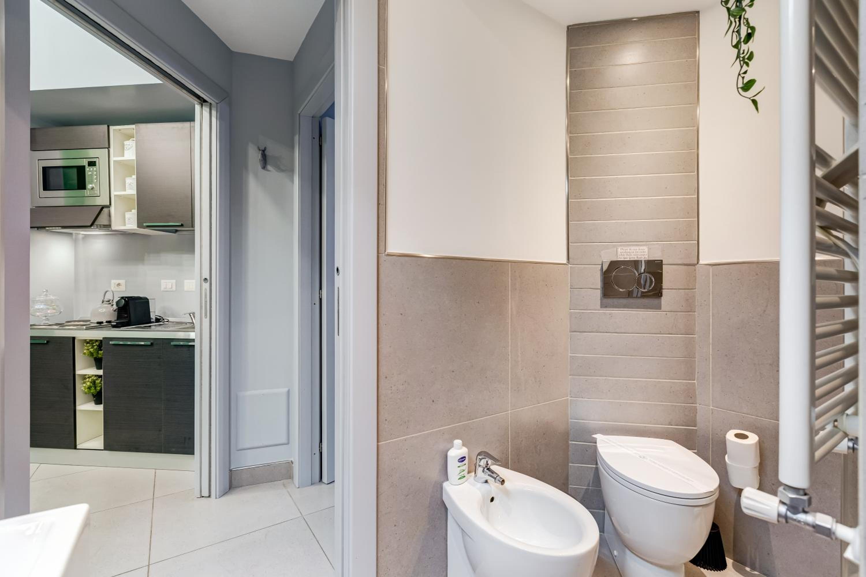 Luxury Trevi Fountain - Your Italian Holidays