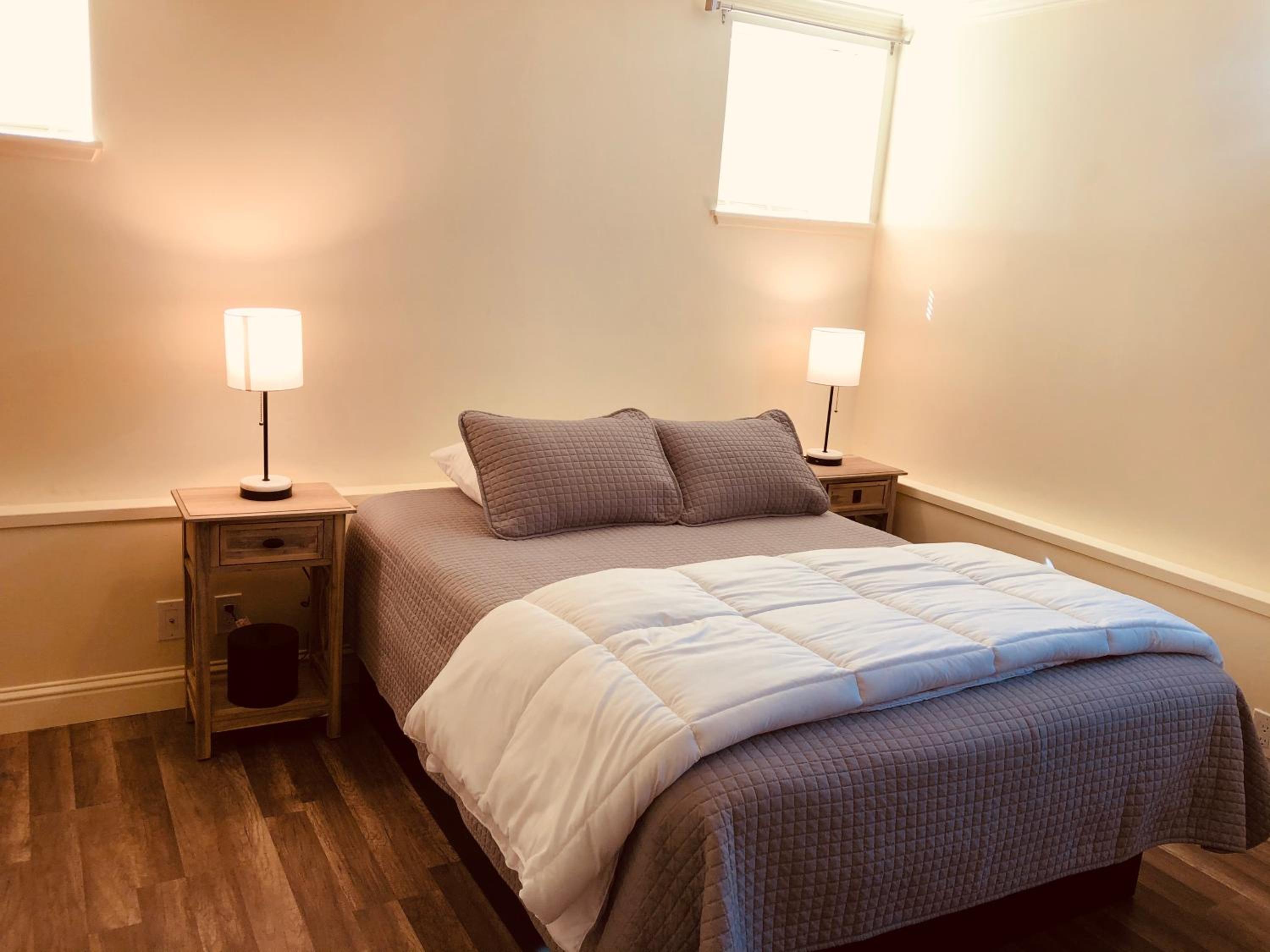 Pacific Grove Inn 3