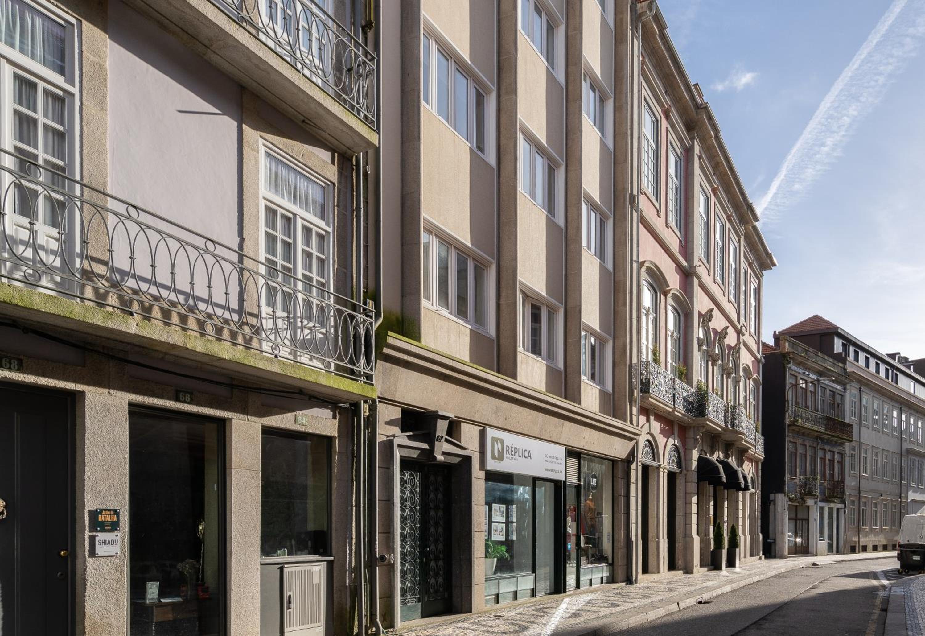 Domus 21 - Entreparedes view 4