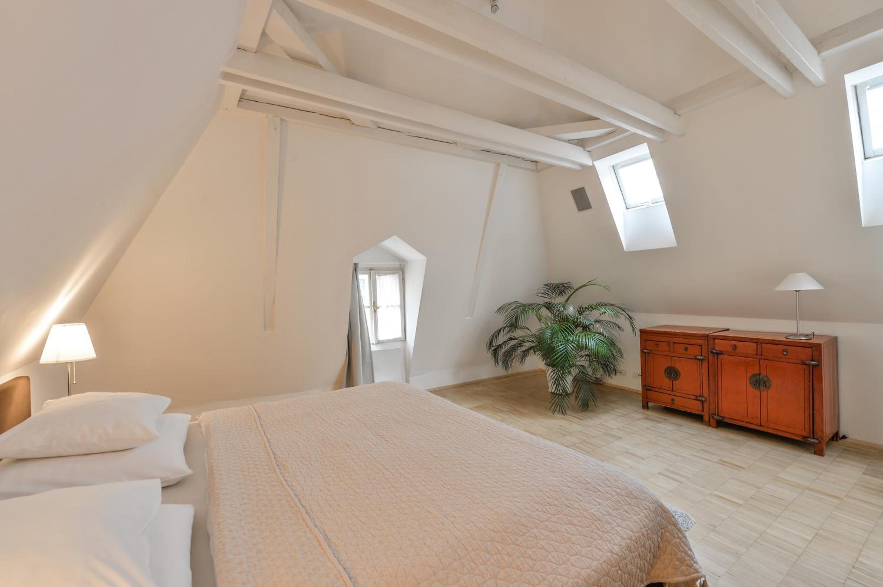 Eclectic Loft with Terrace