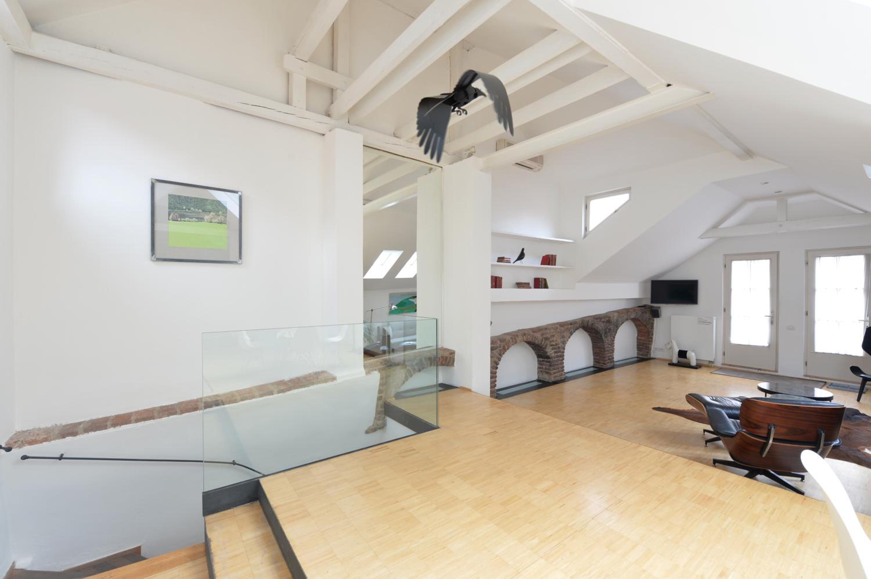 Eclectic Loft with Terrace