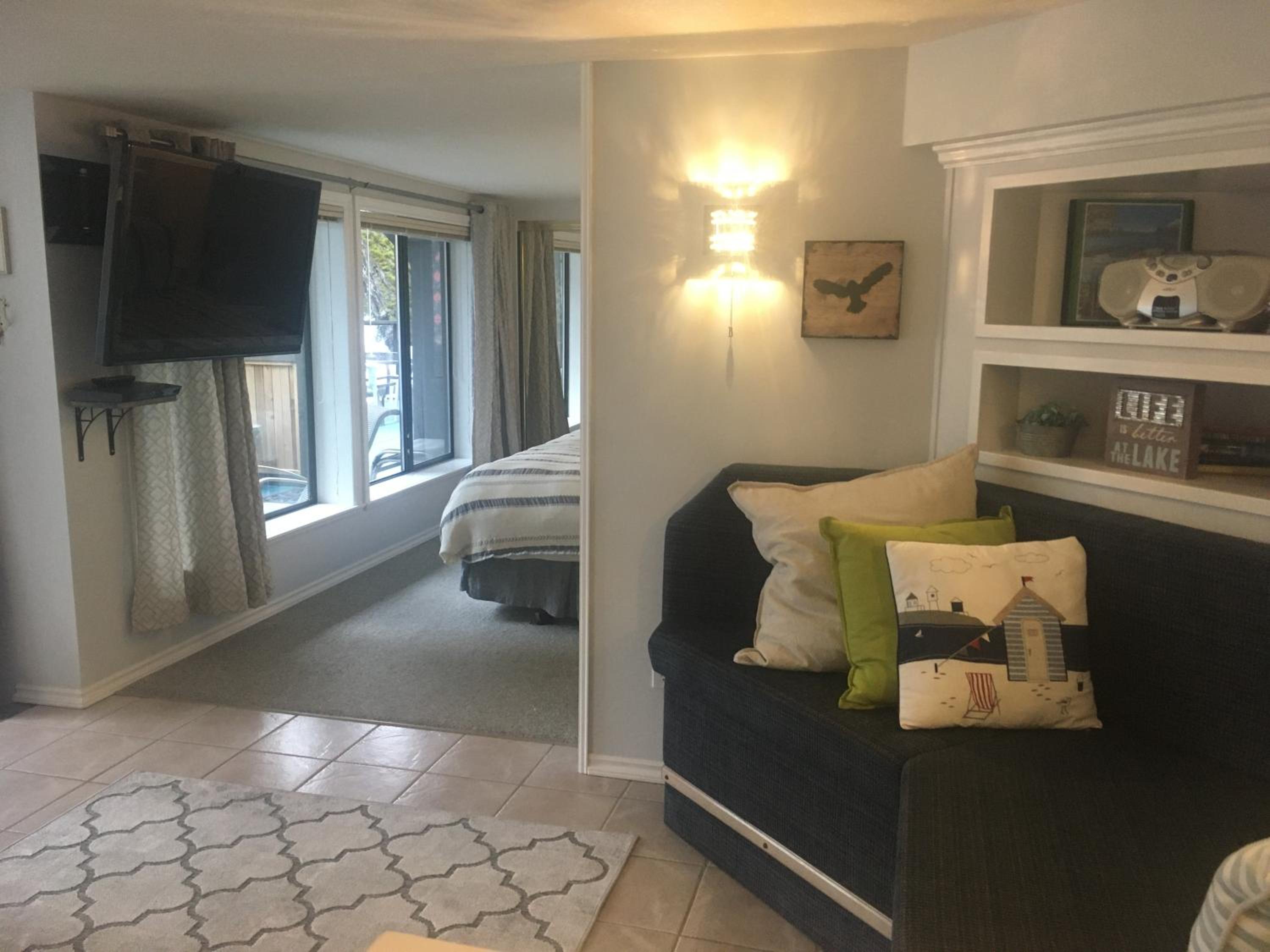 Long Lake Waterfront Bed and Breakfast