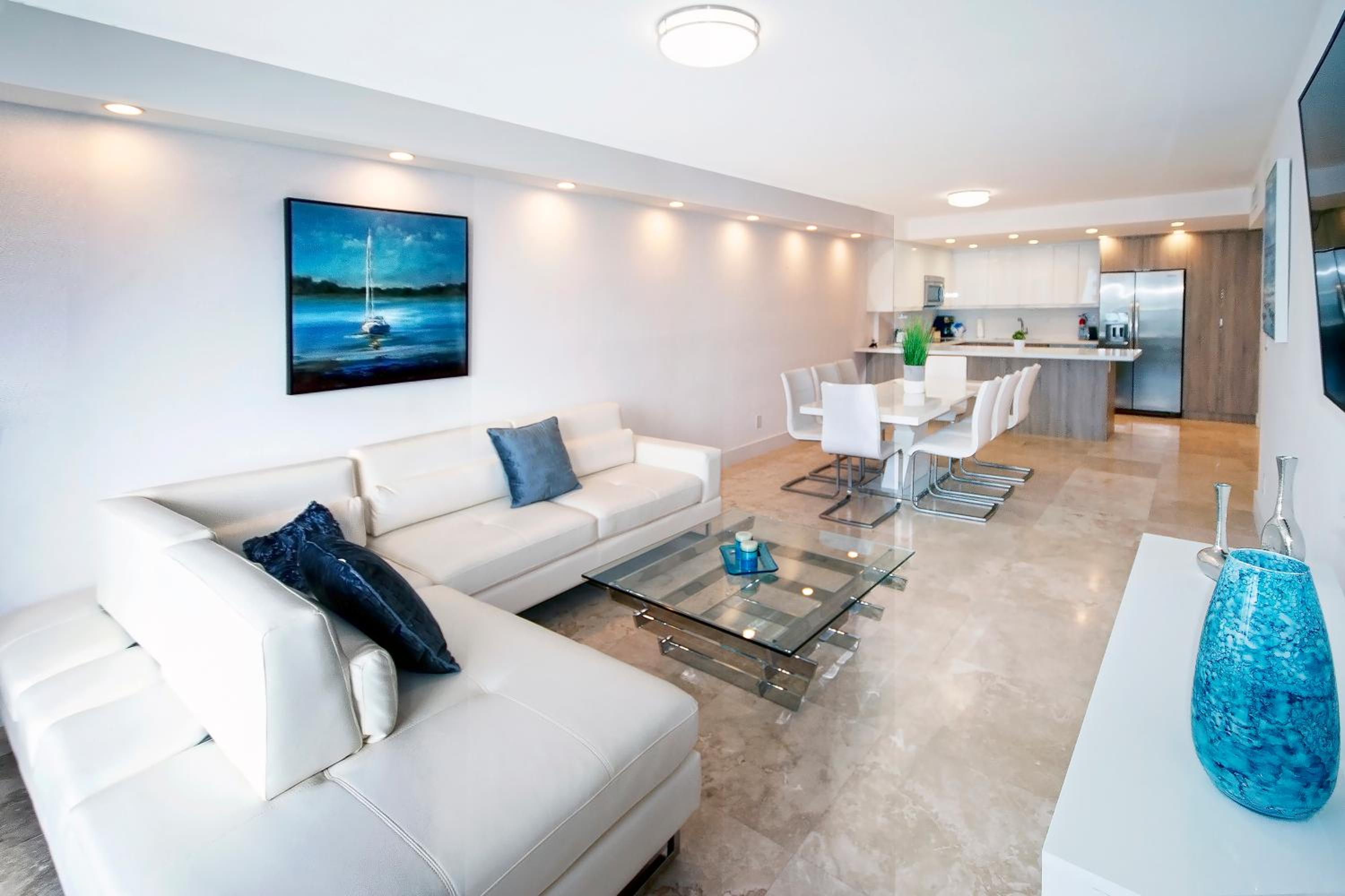 Ocean Reserve Luxury Condos Across from Sunny Isles Beach