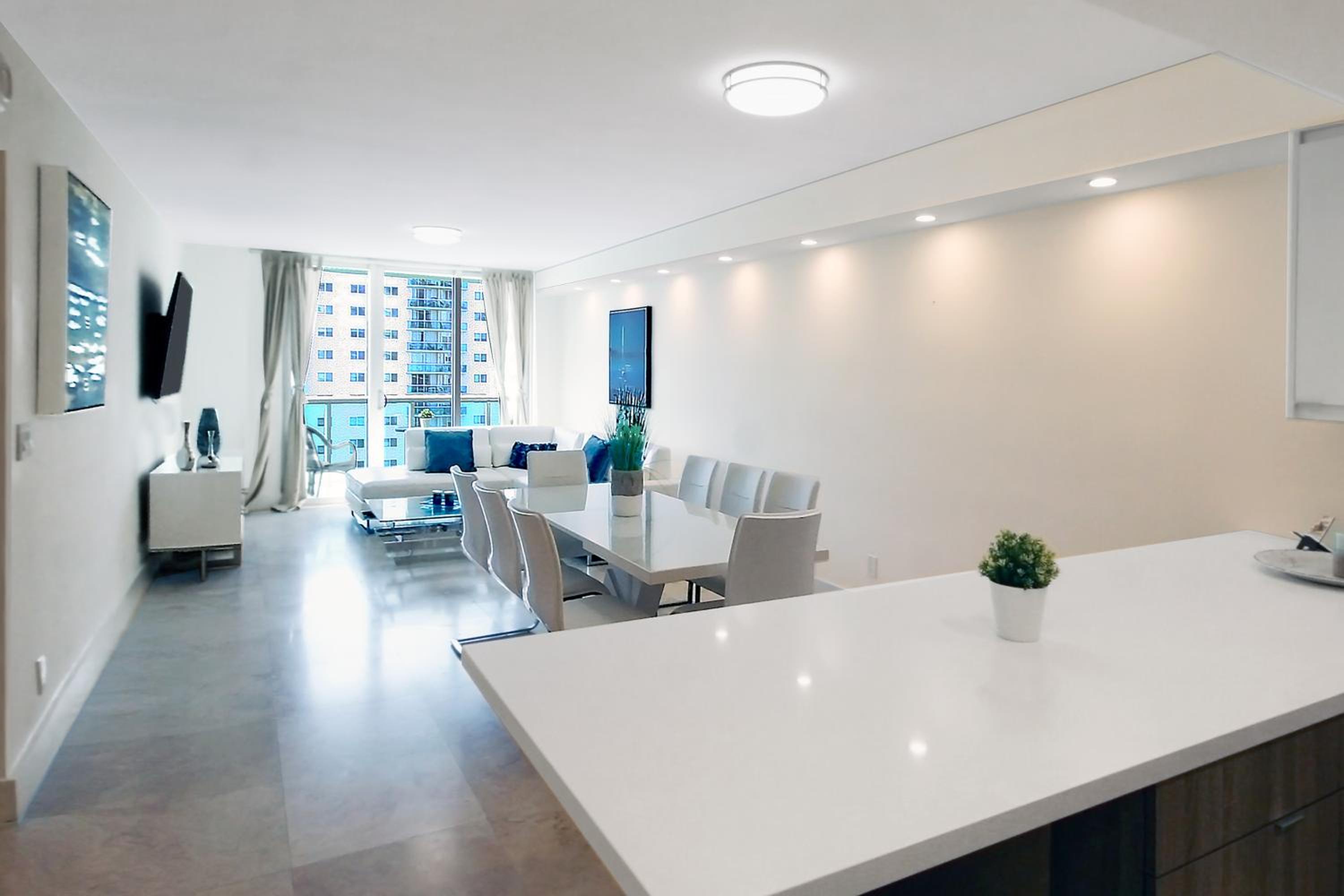 Ocean Reserve Luxury Condos Across from Sunny Isles Beach