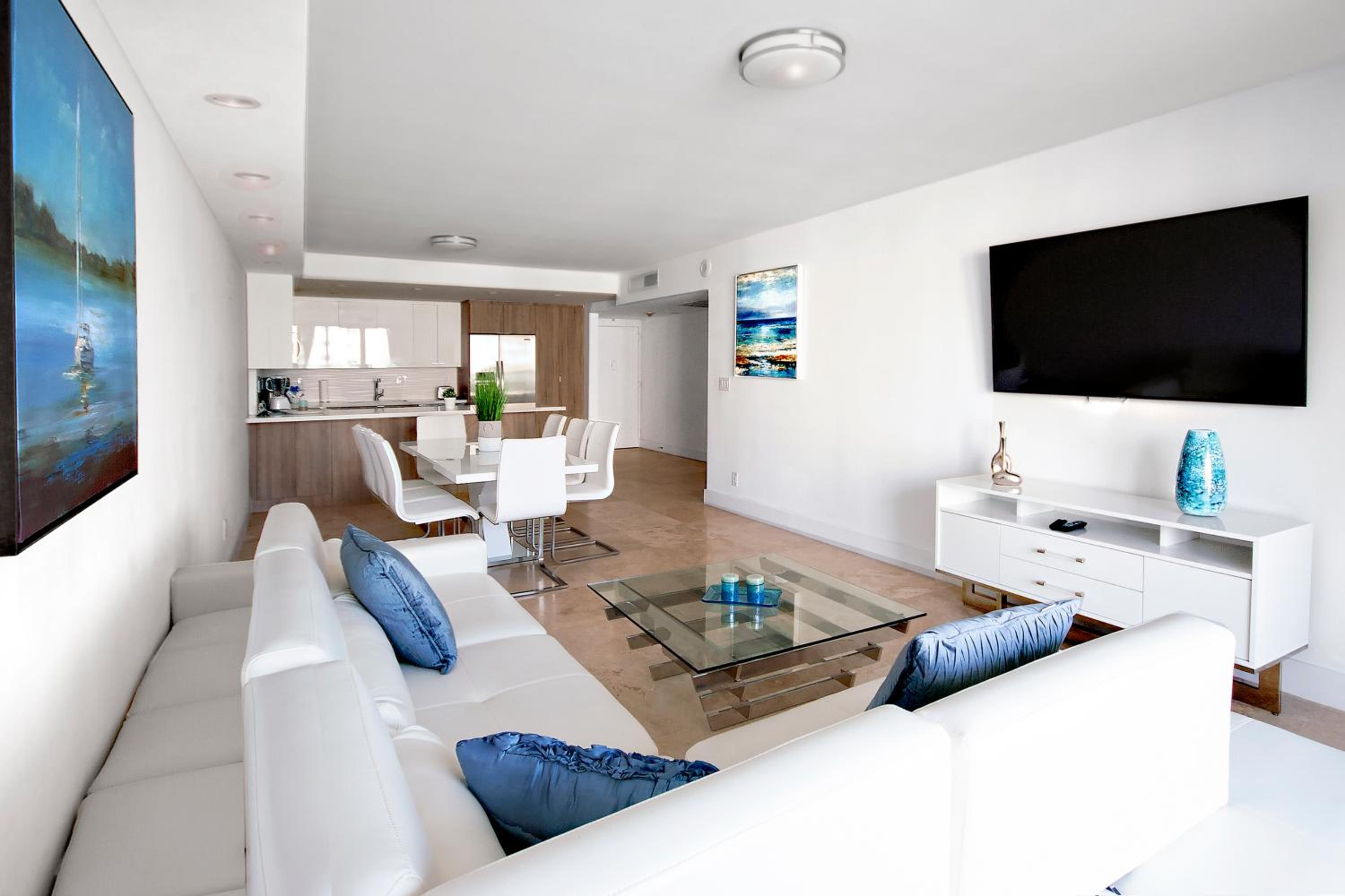 Ocean Reserve Luxury Condos Across from Sunny Isles Beach