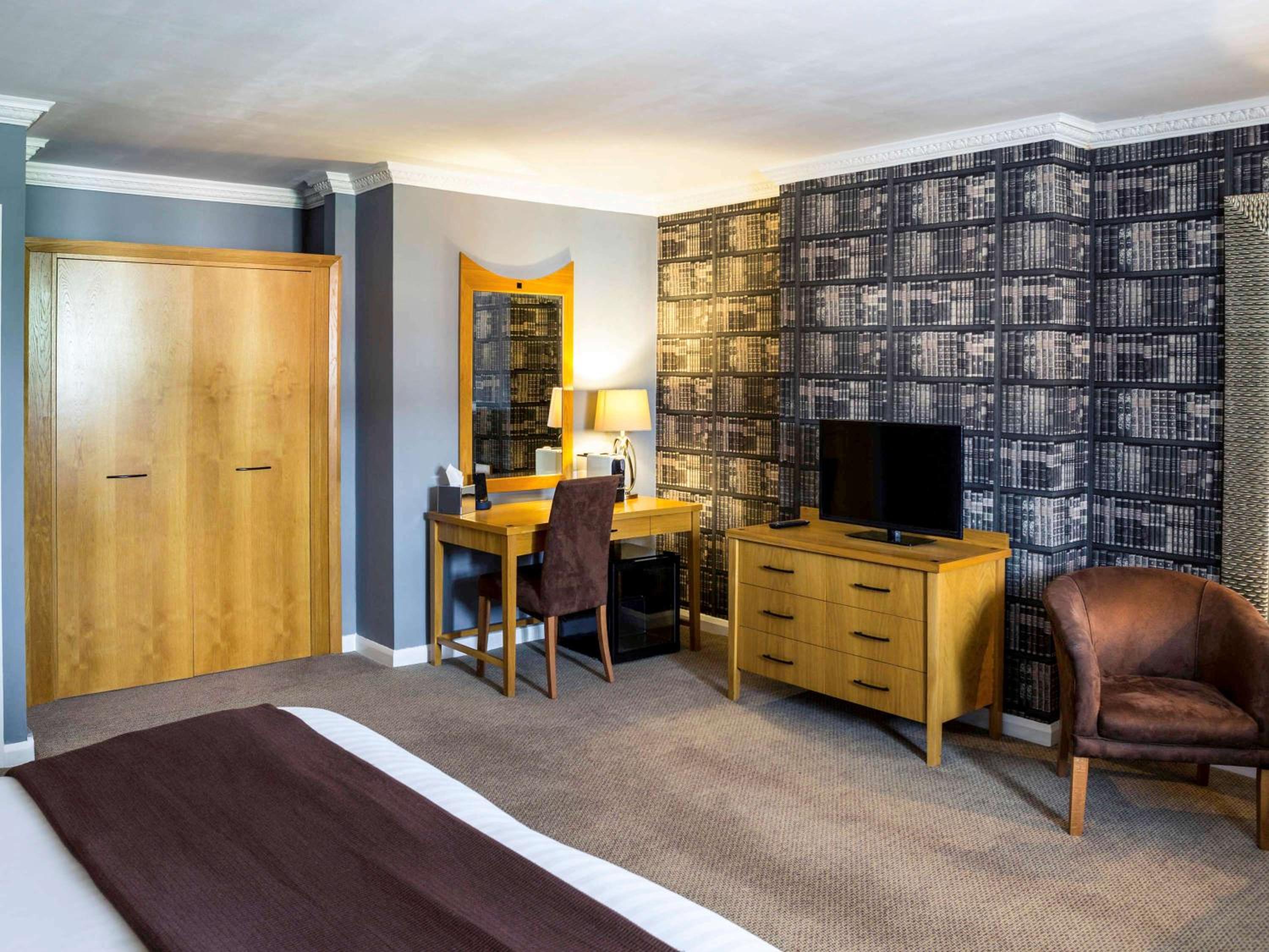 Walsall Vacations - Barons Court Hotel Walsall - Property Image 4