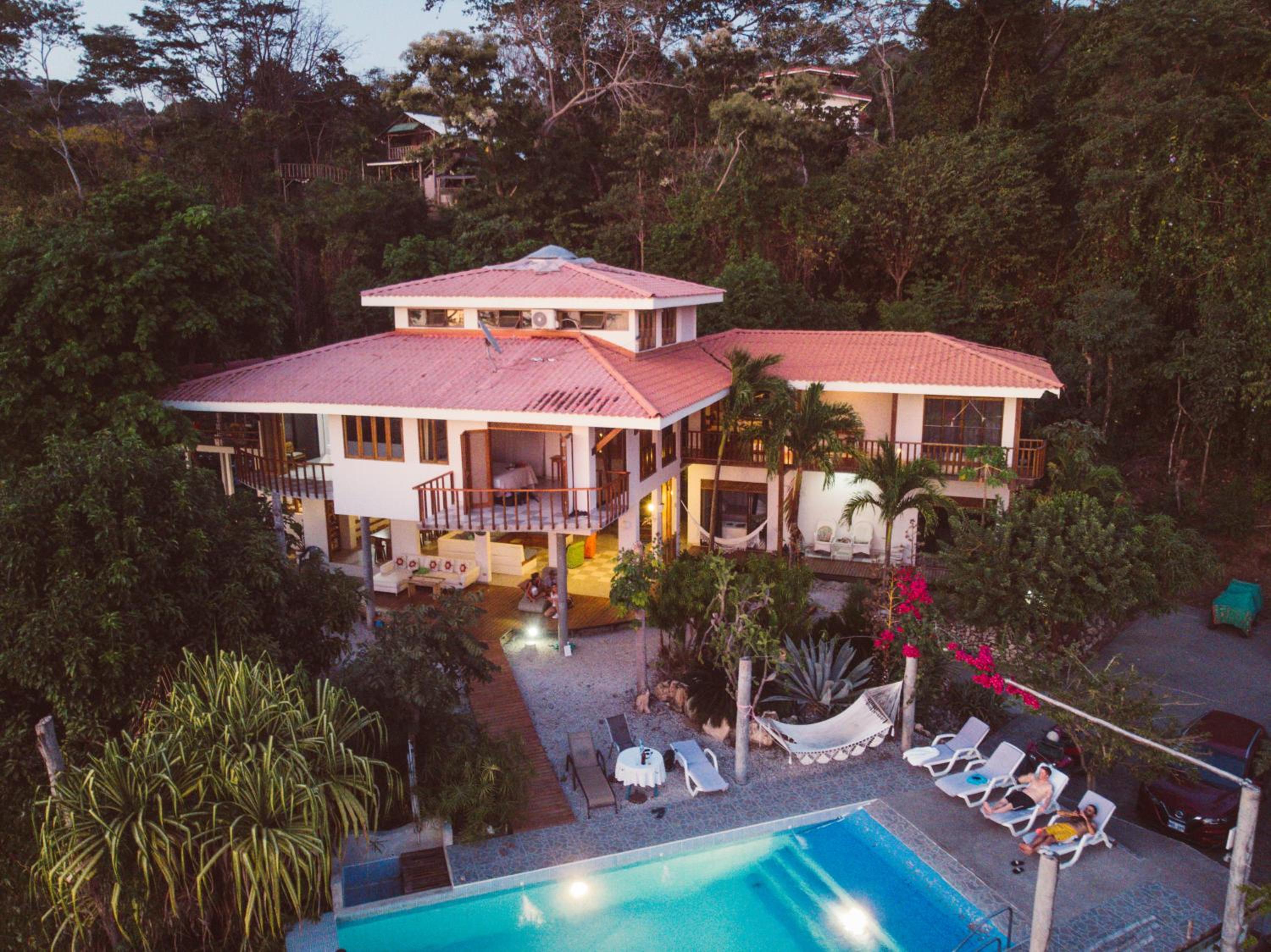 Hotel Casa de la Luna - Private Suites - Image 1