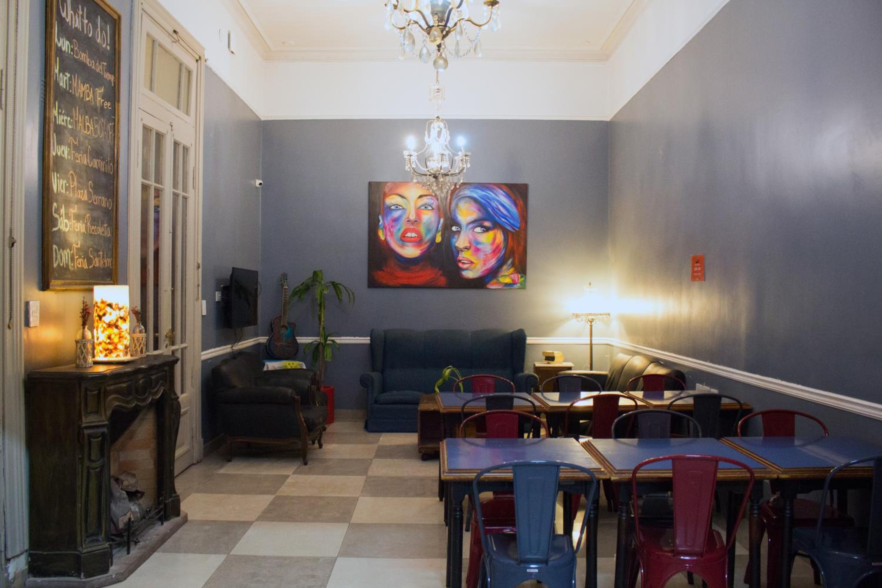 Voyage Recoleta Hostel