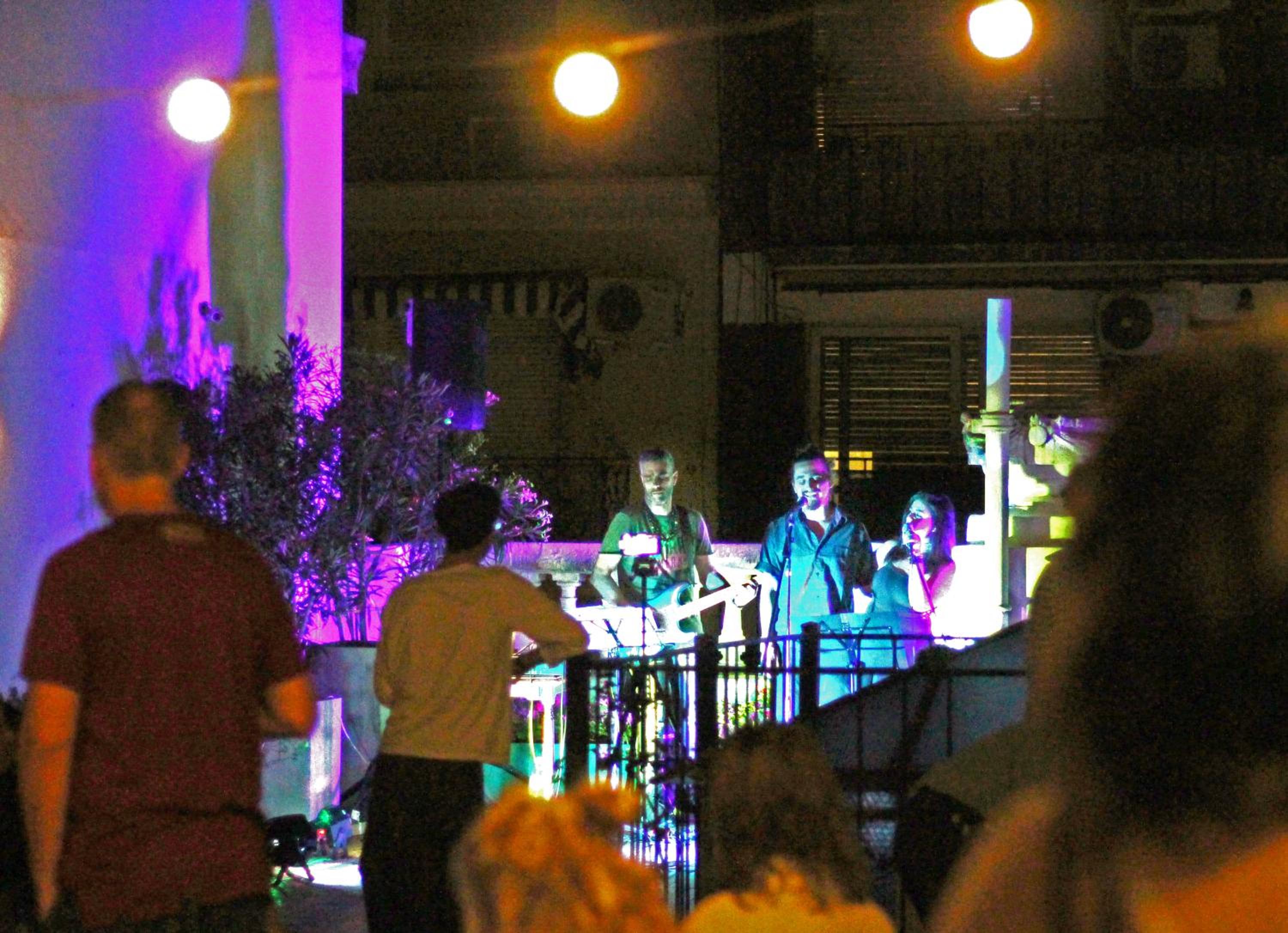 Voyage Recoleta Hostel