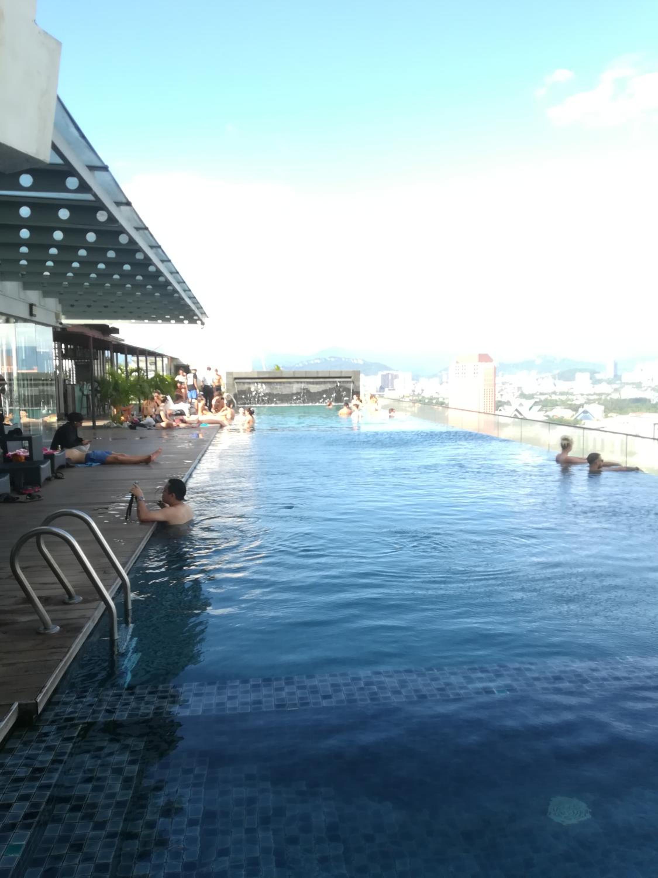 Regalia Suites Skypool View KLCC by Enjoy your stay