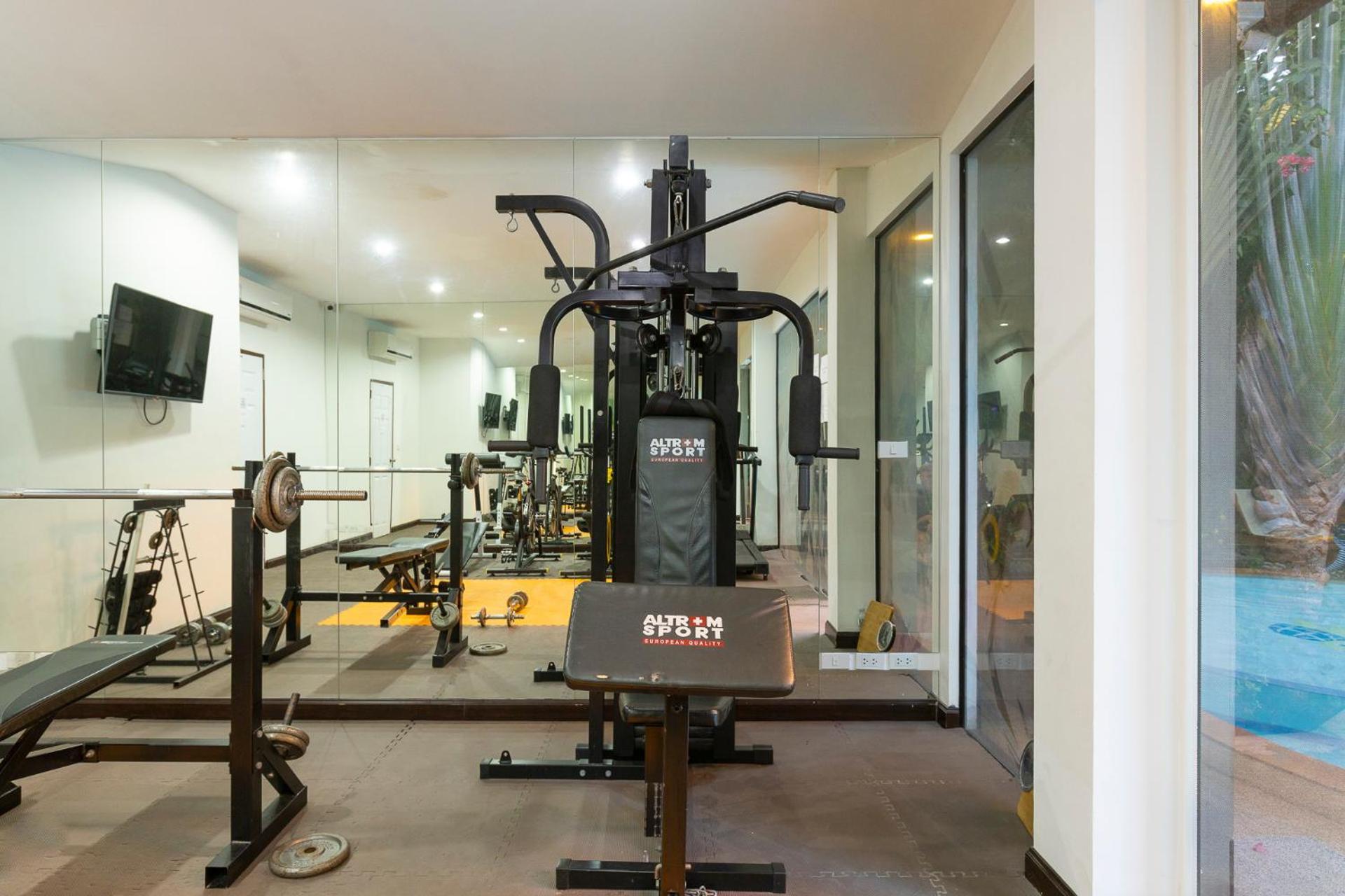 NaiHarn Sea Condo by Holy Cow, 1-BR, courtyard view view 3