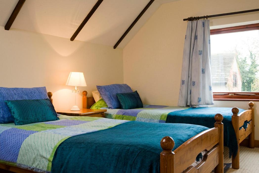 Windrush Cottage, Seven Springs Cottages view 4