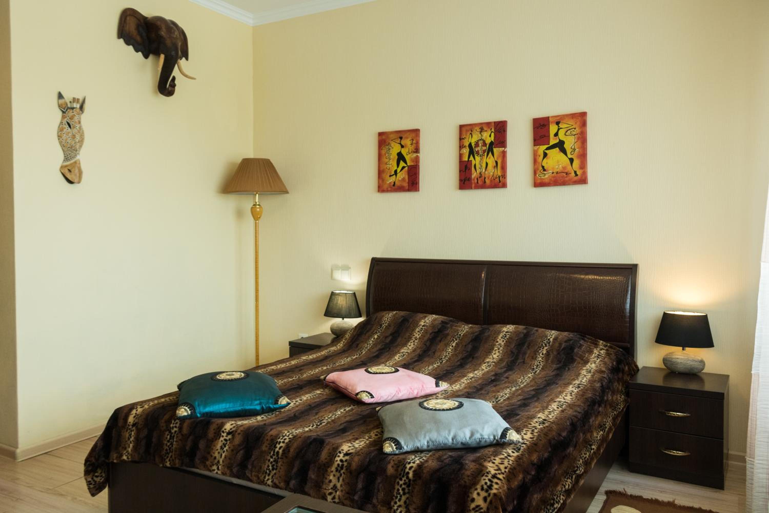 Vip House Hotel view 4