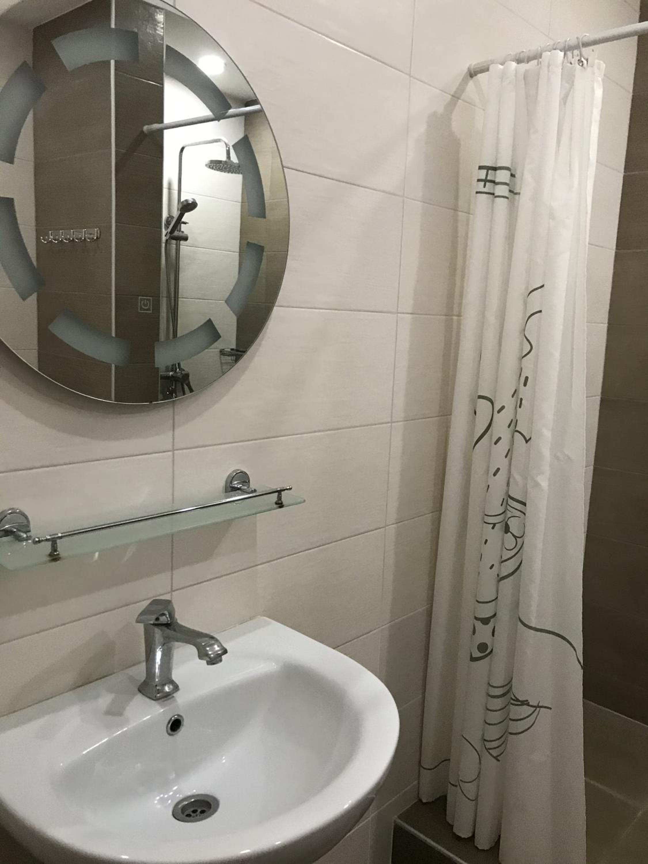 Apple Hostel Bishkek 41