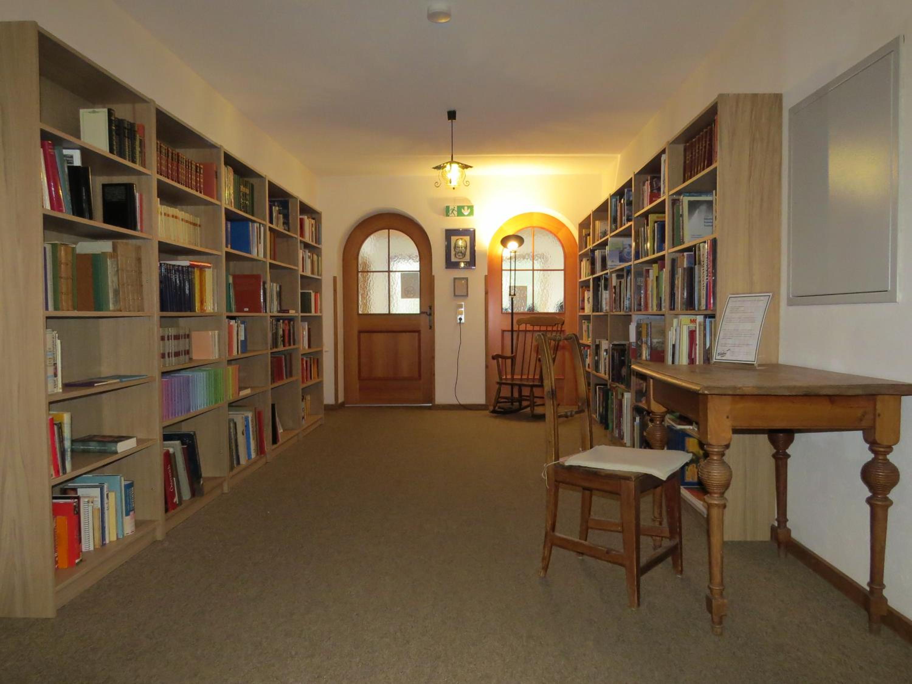 Photo 10