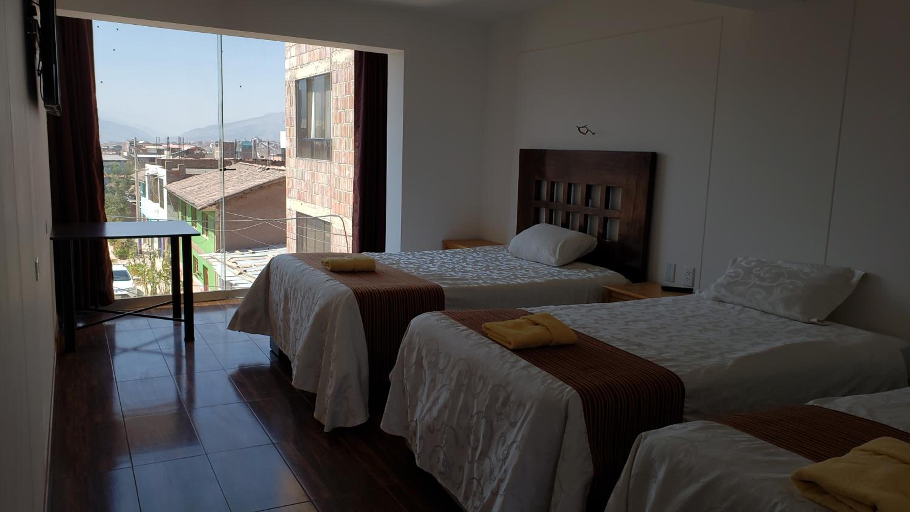 La Cabaña Hotel