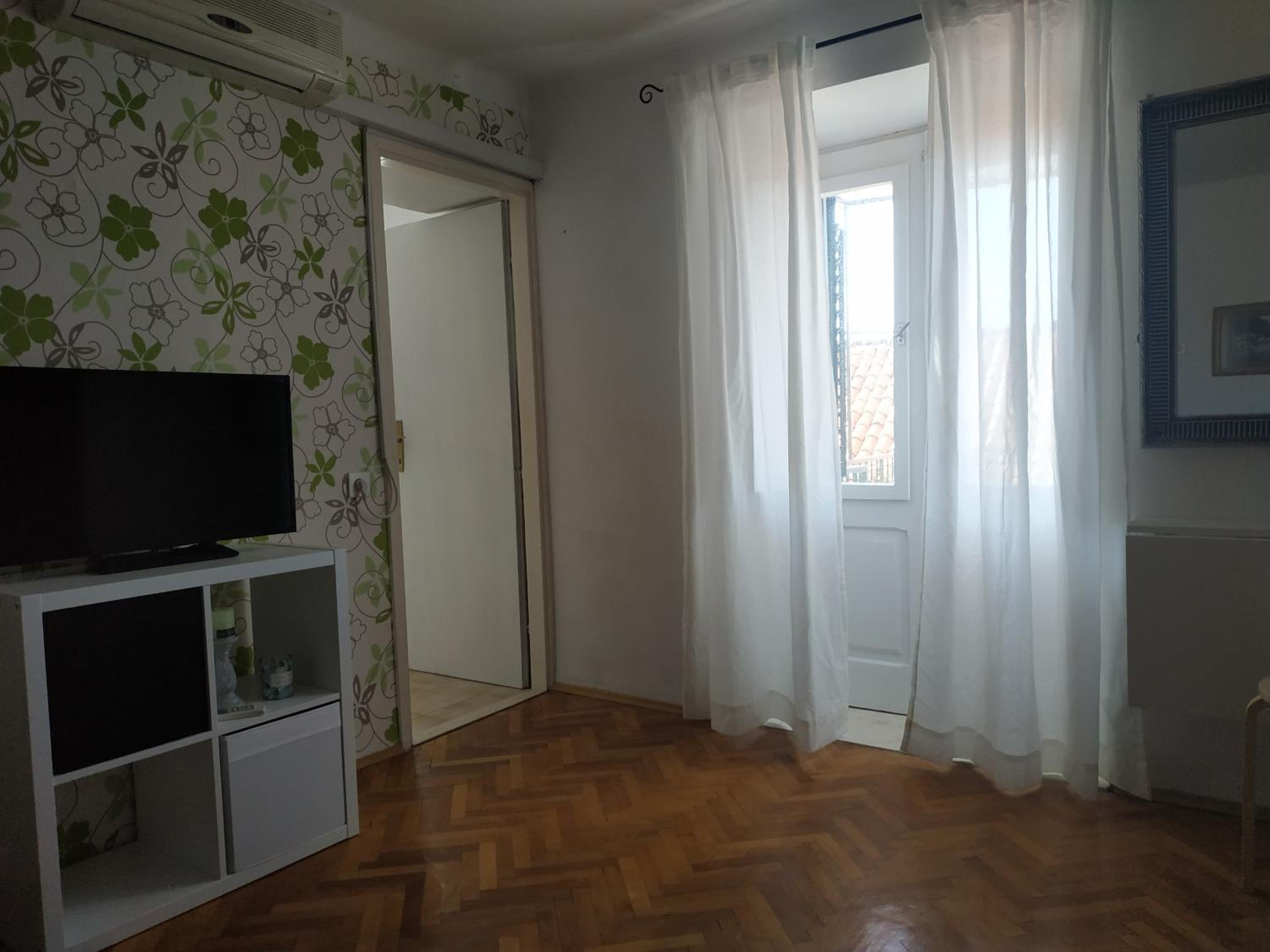 Photo 37