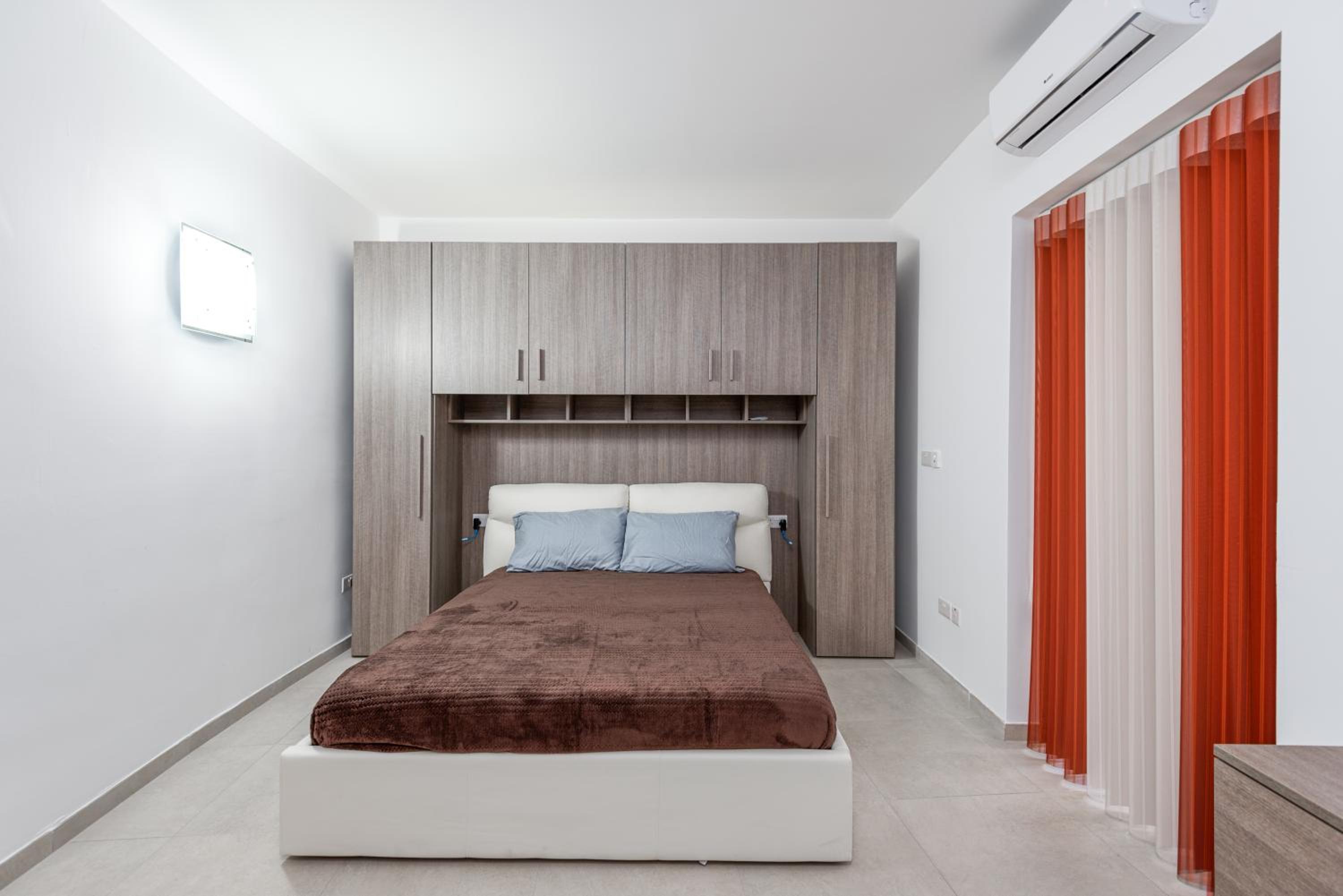 The Terraces Seafront Getaway Malta 3 Bedroom Apartment, photo 9
