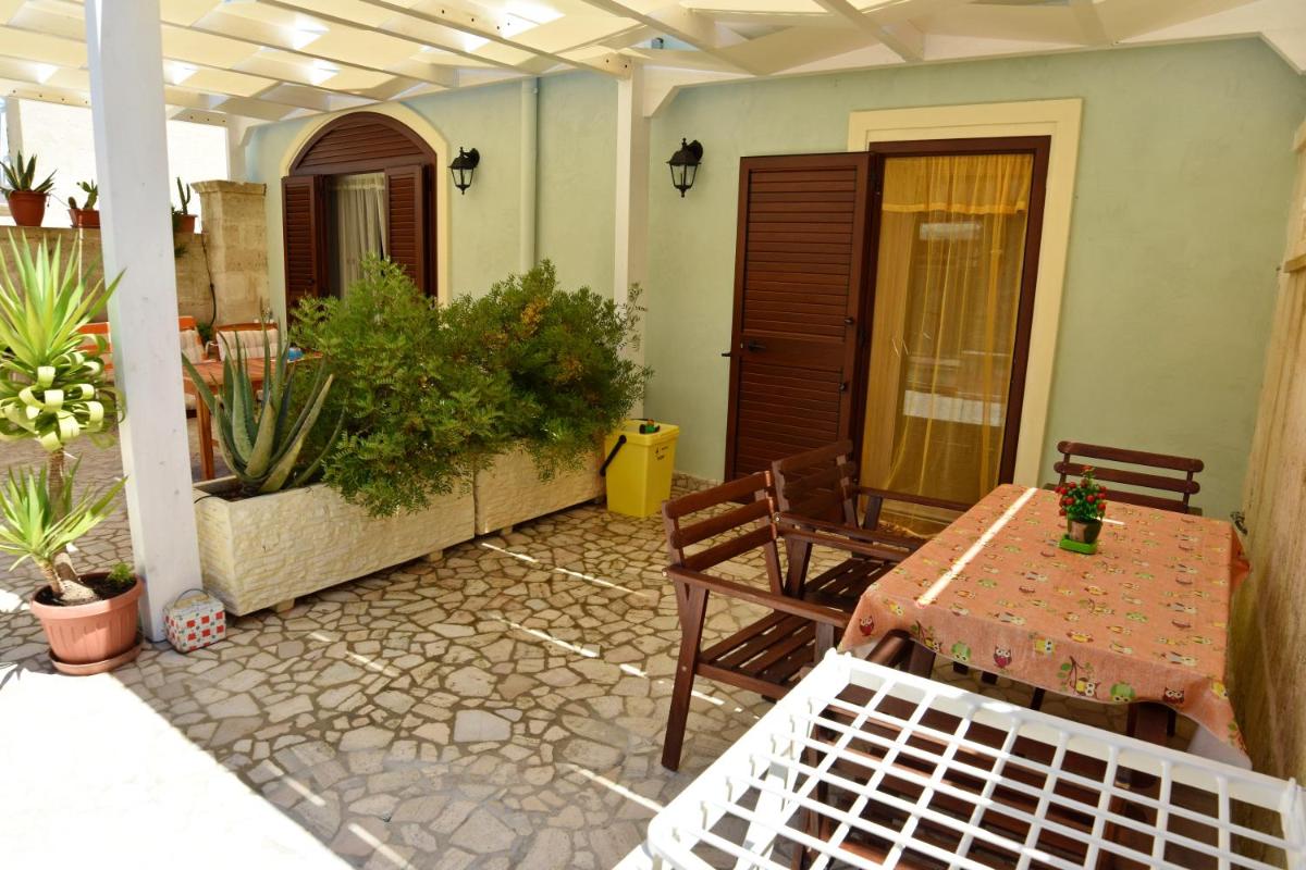 outdoor BBQ area
