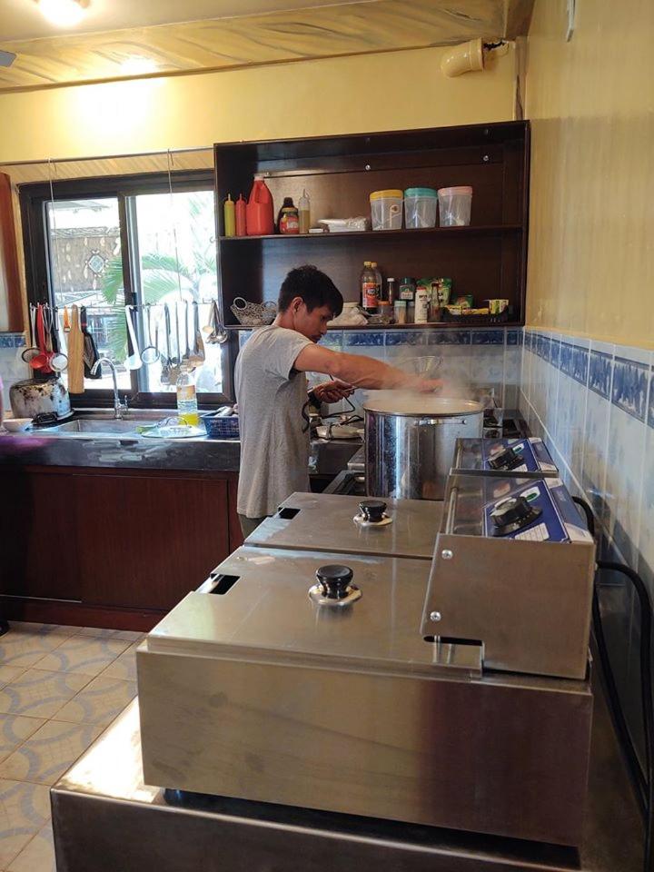 Photo 11
