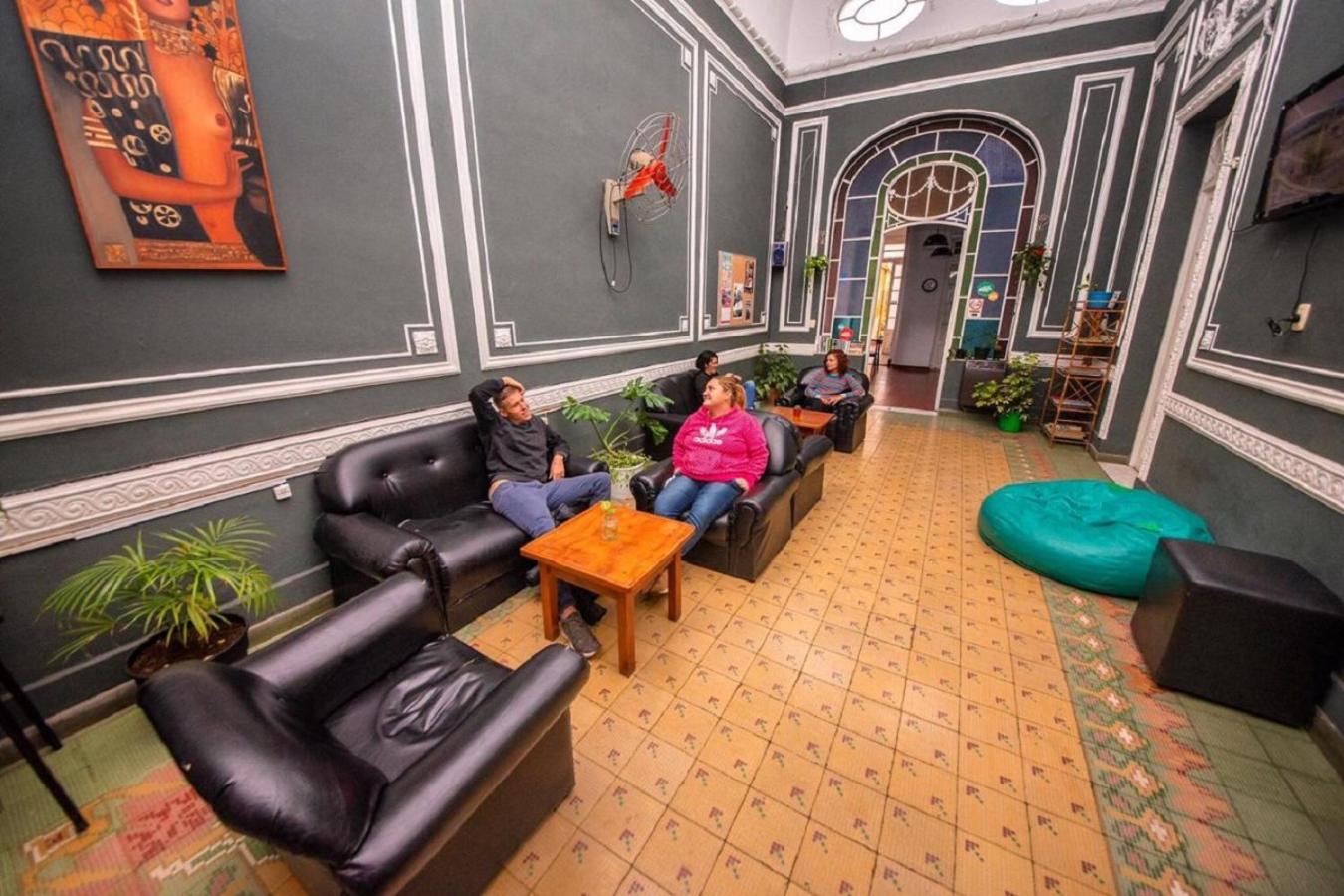 lounge