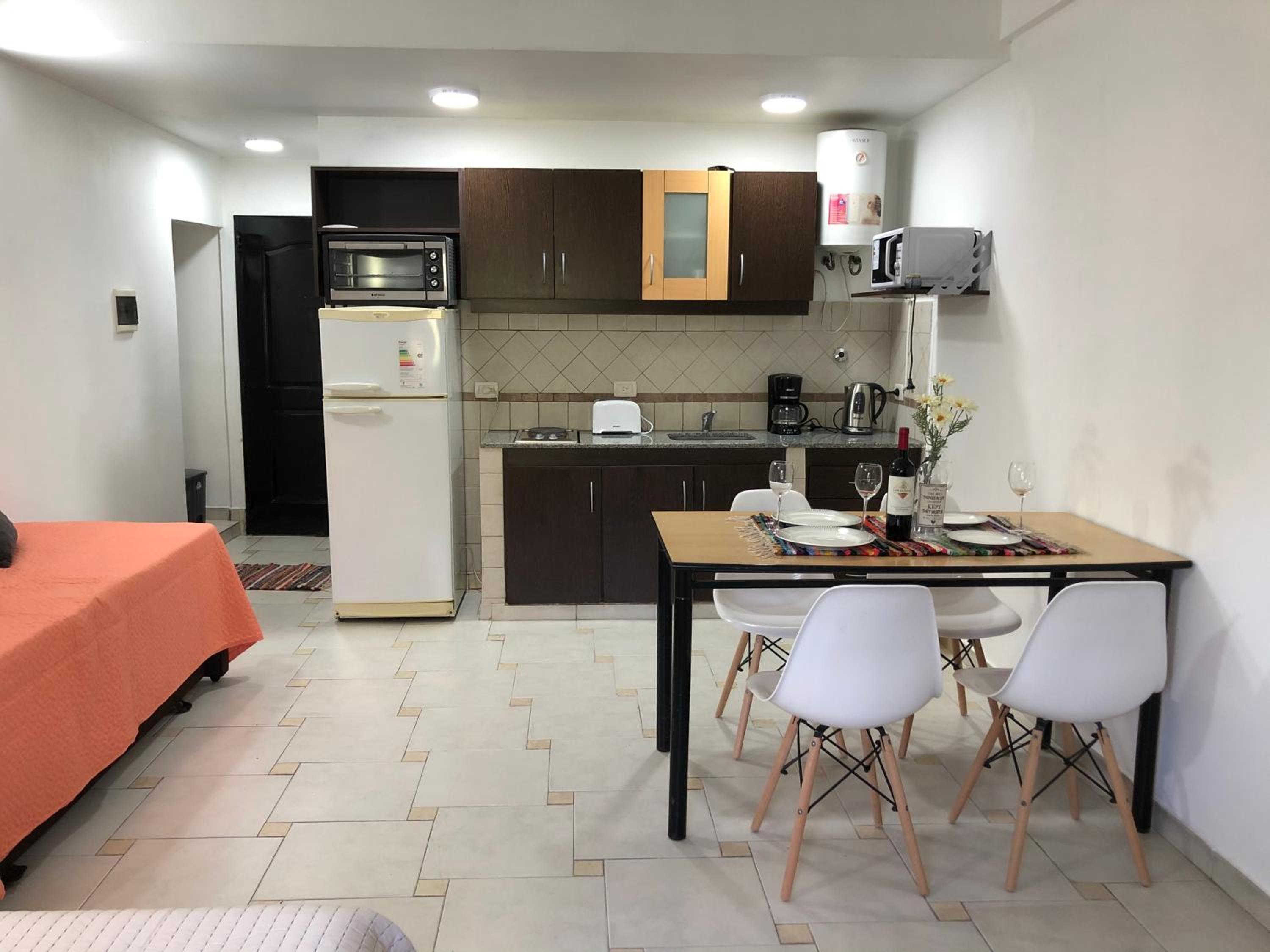 Cares Apartament, Morón, Buenos Aires