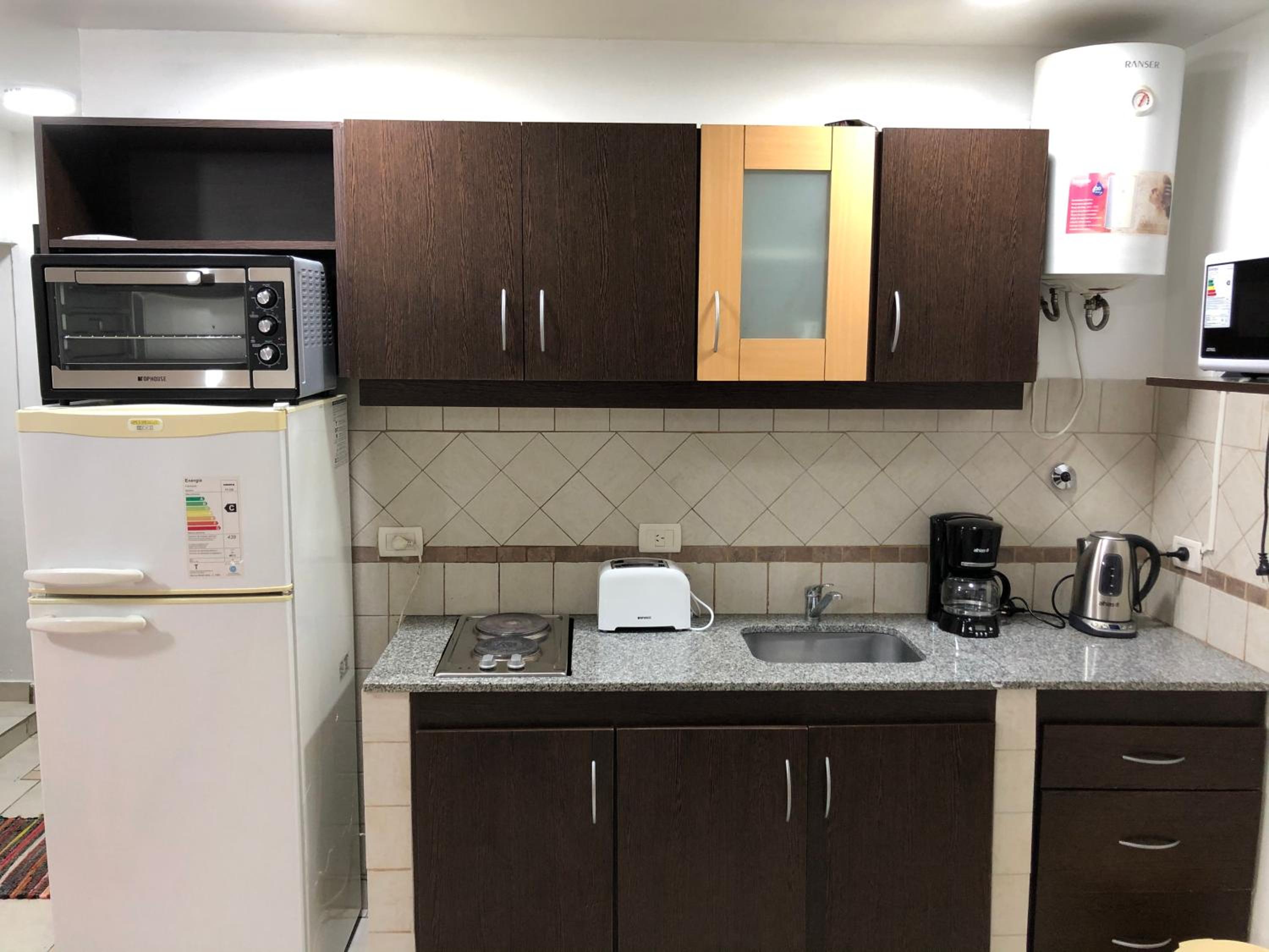 Cares Apartament, Morón, Buenos Aires