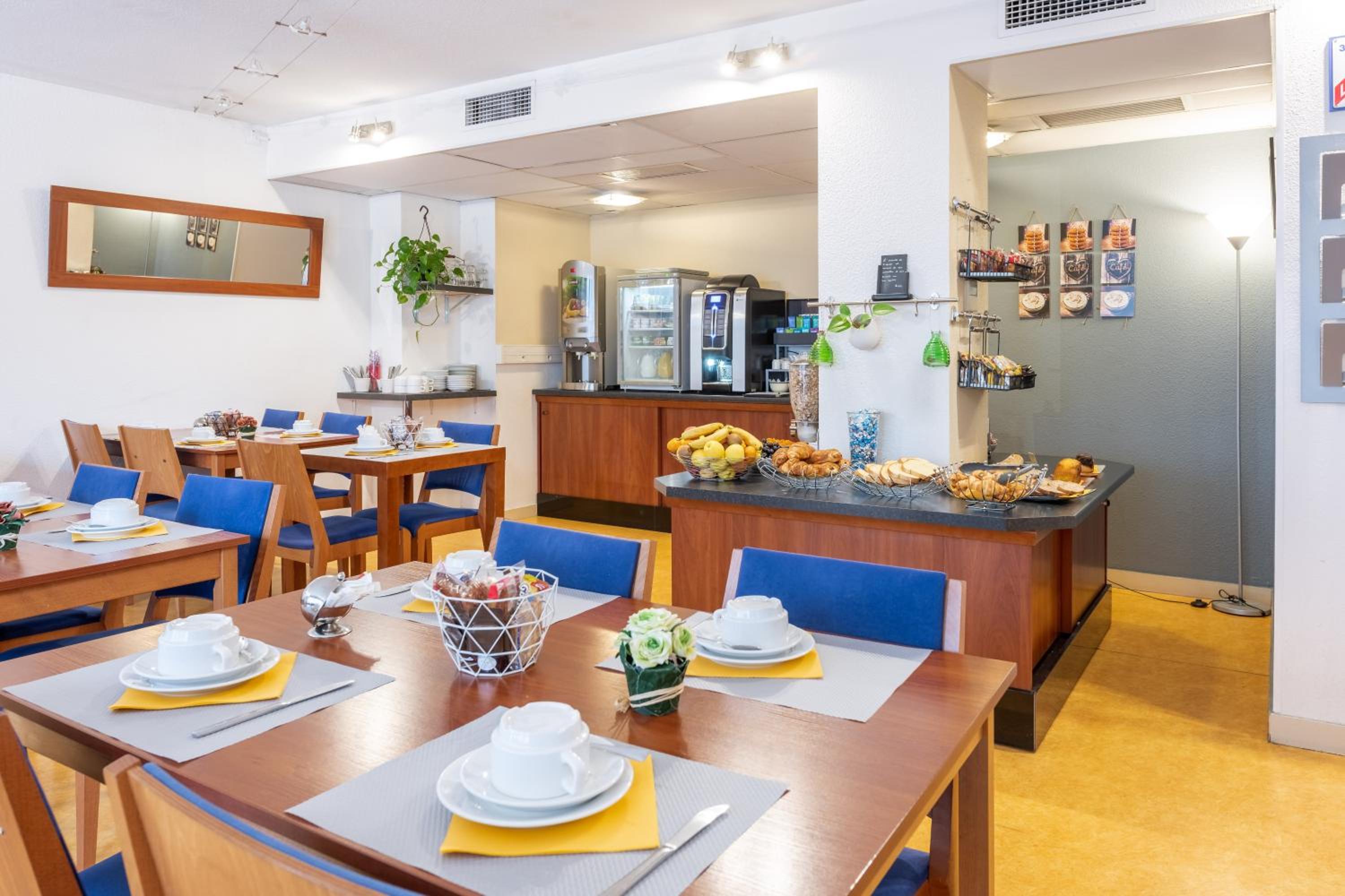 Grenoble Vacations - Residhotel Grenette - Property Image 10